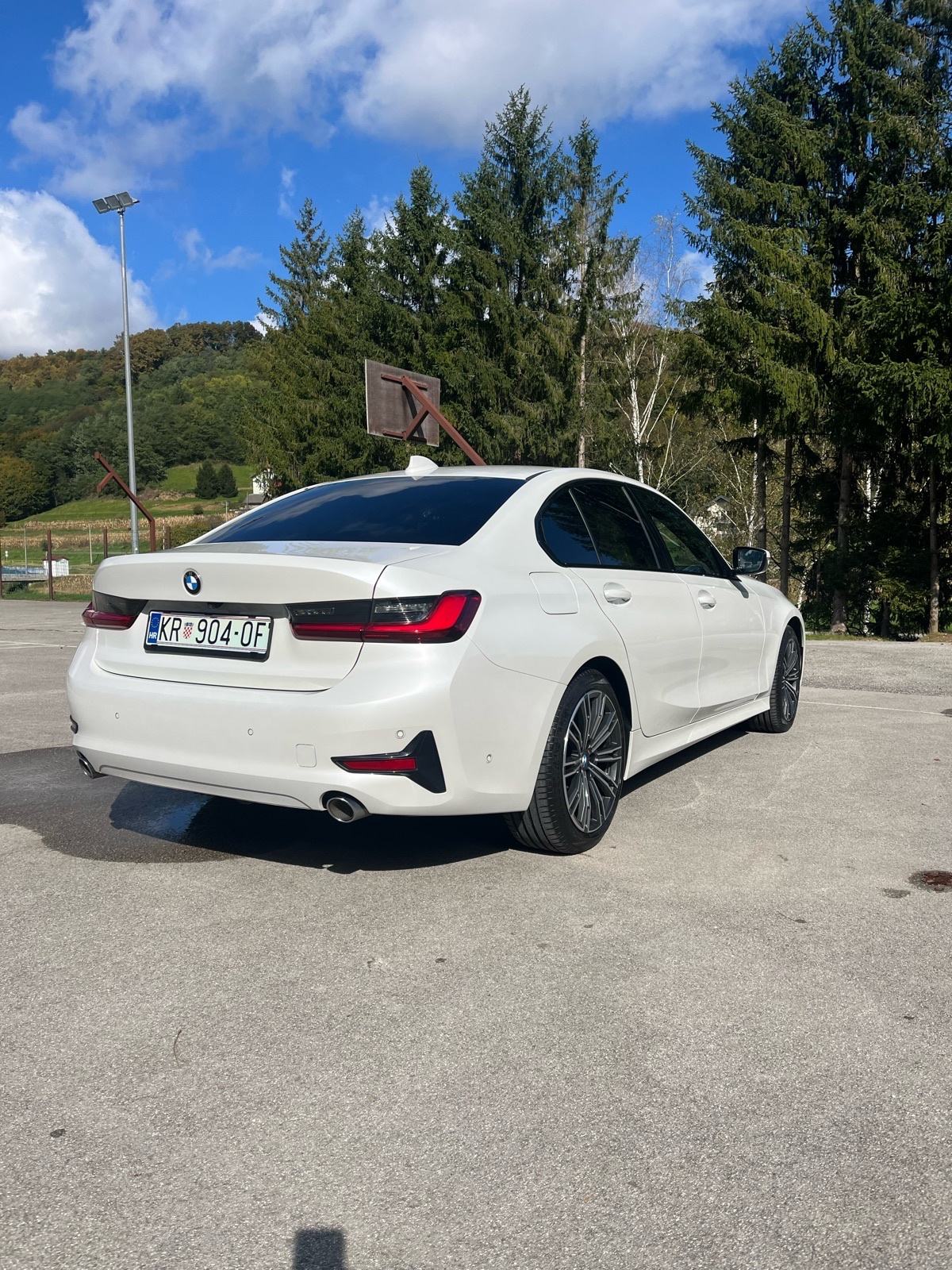 BMW serija 3, 2022g.,automatik, siber, servis napravljen 04.07., pogled izvana - slika 4