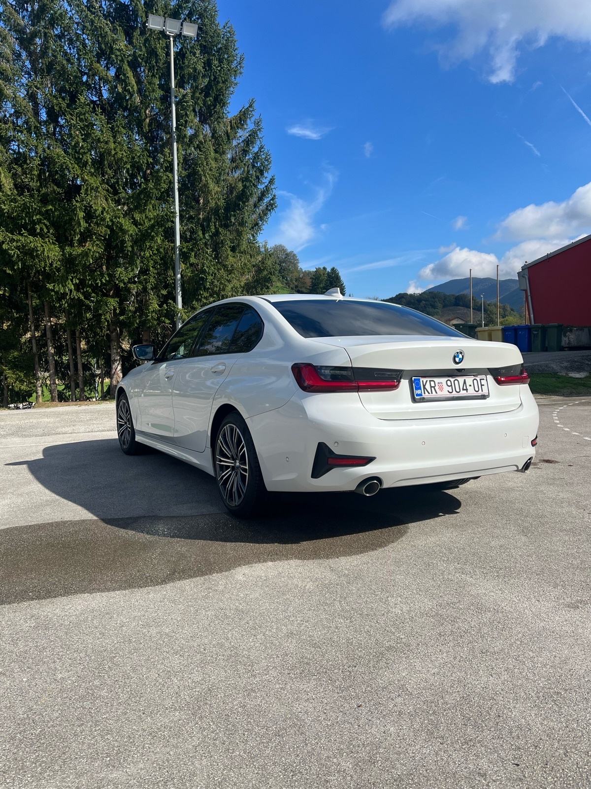 BMW serija 3, 2022g.,automatik, siber, servis napravljen 04.07., pogled izvana - slika 5