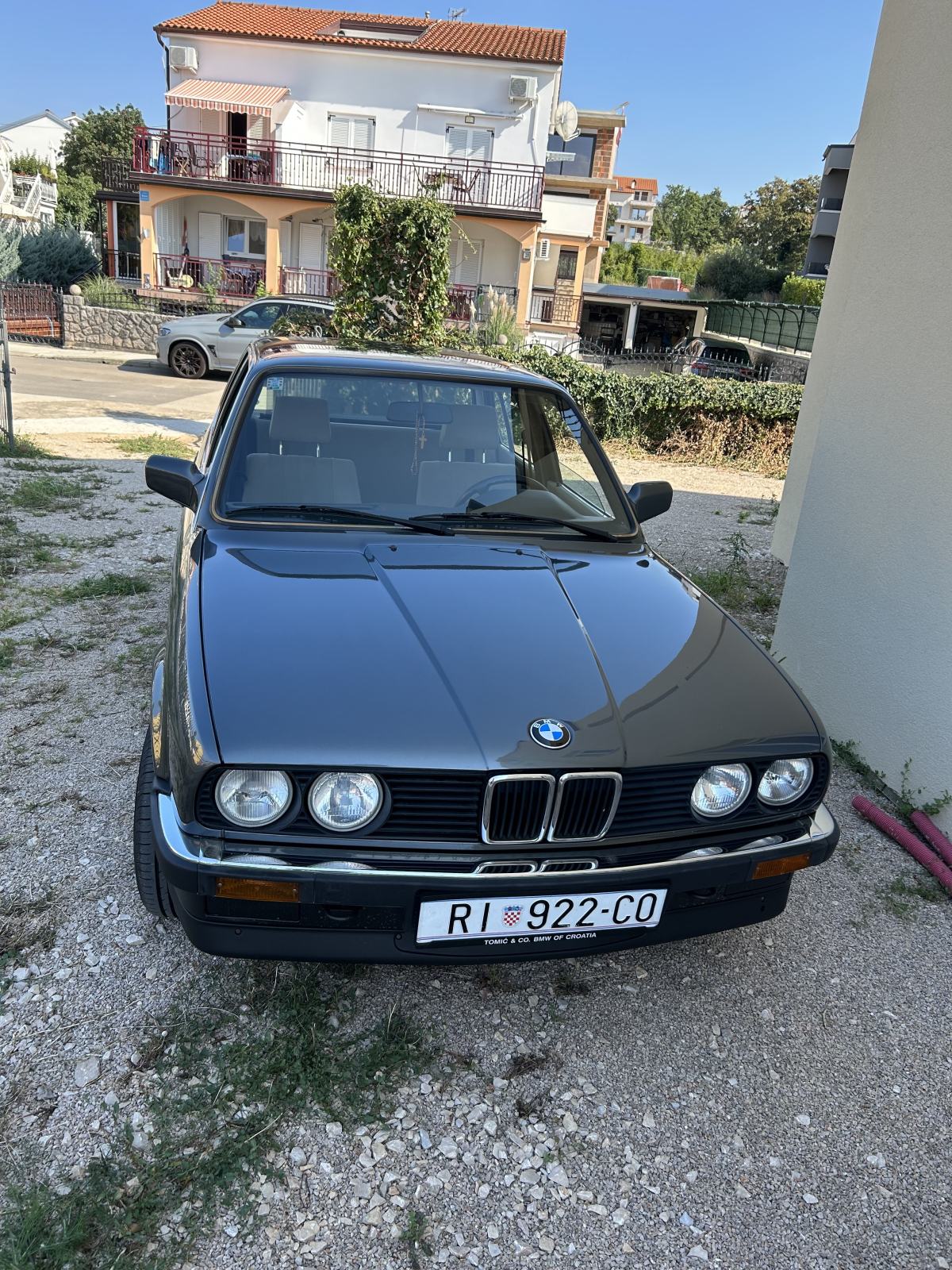 BMW serija 3 316, fotografija 2