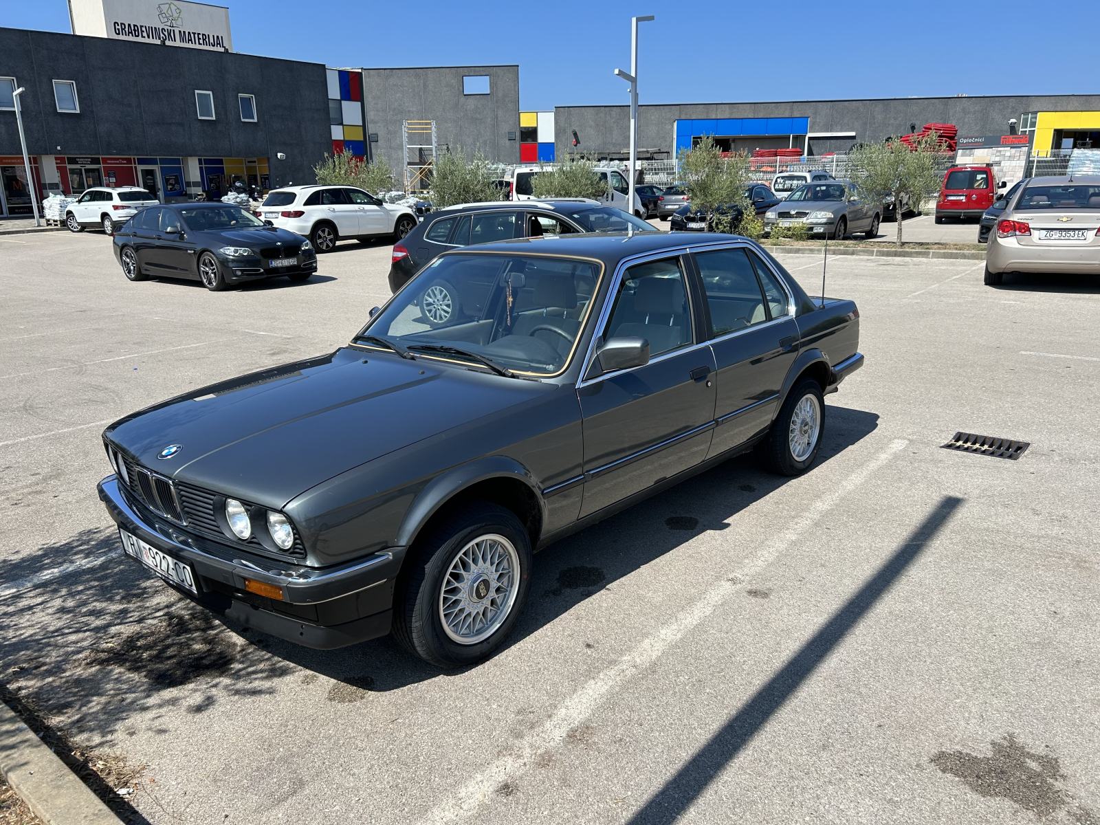 BMW serija 3 316, fotografija 4