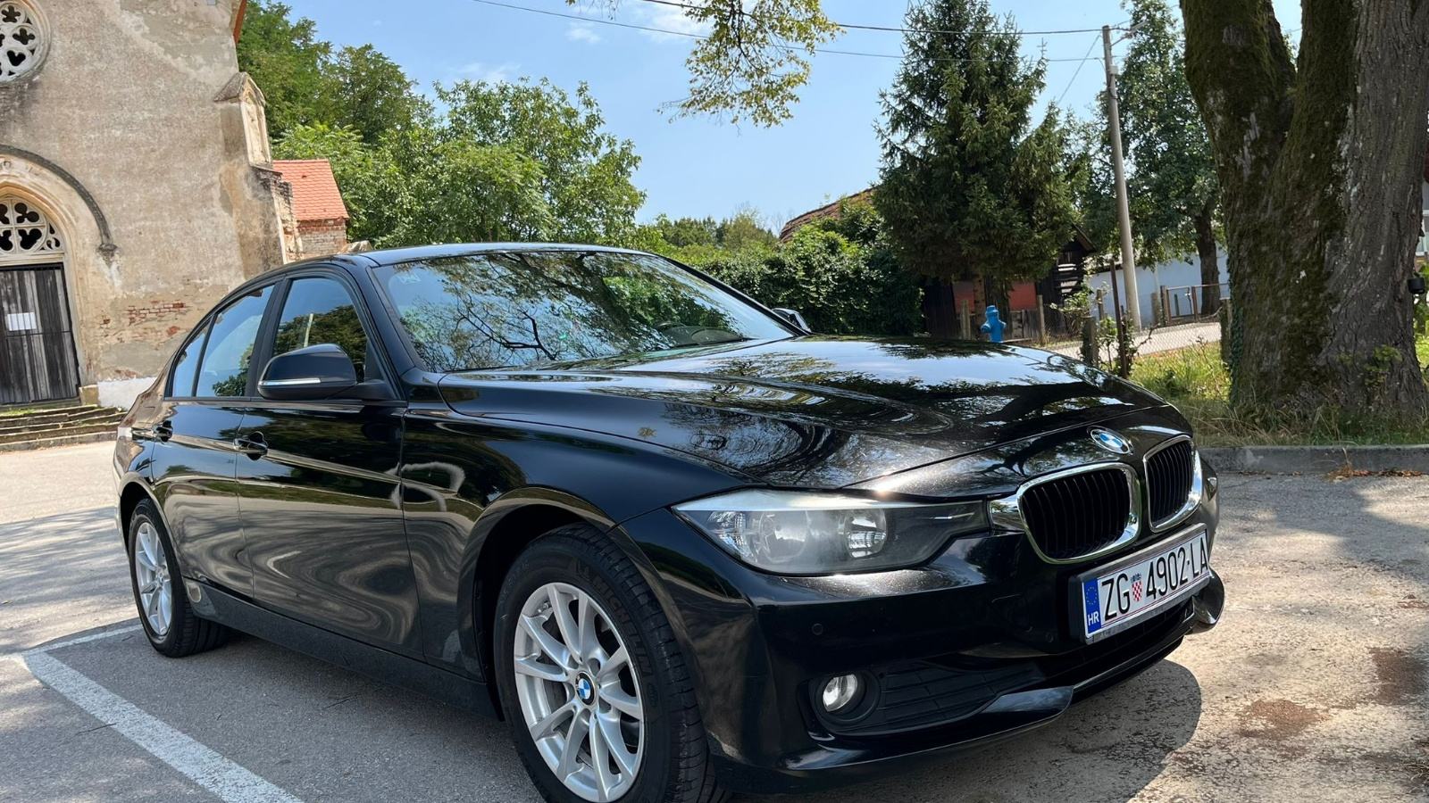 BMW serija 3 316d (2.0motor) Top stanje. Reg 03/27, fotografija 8