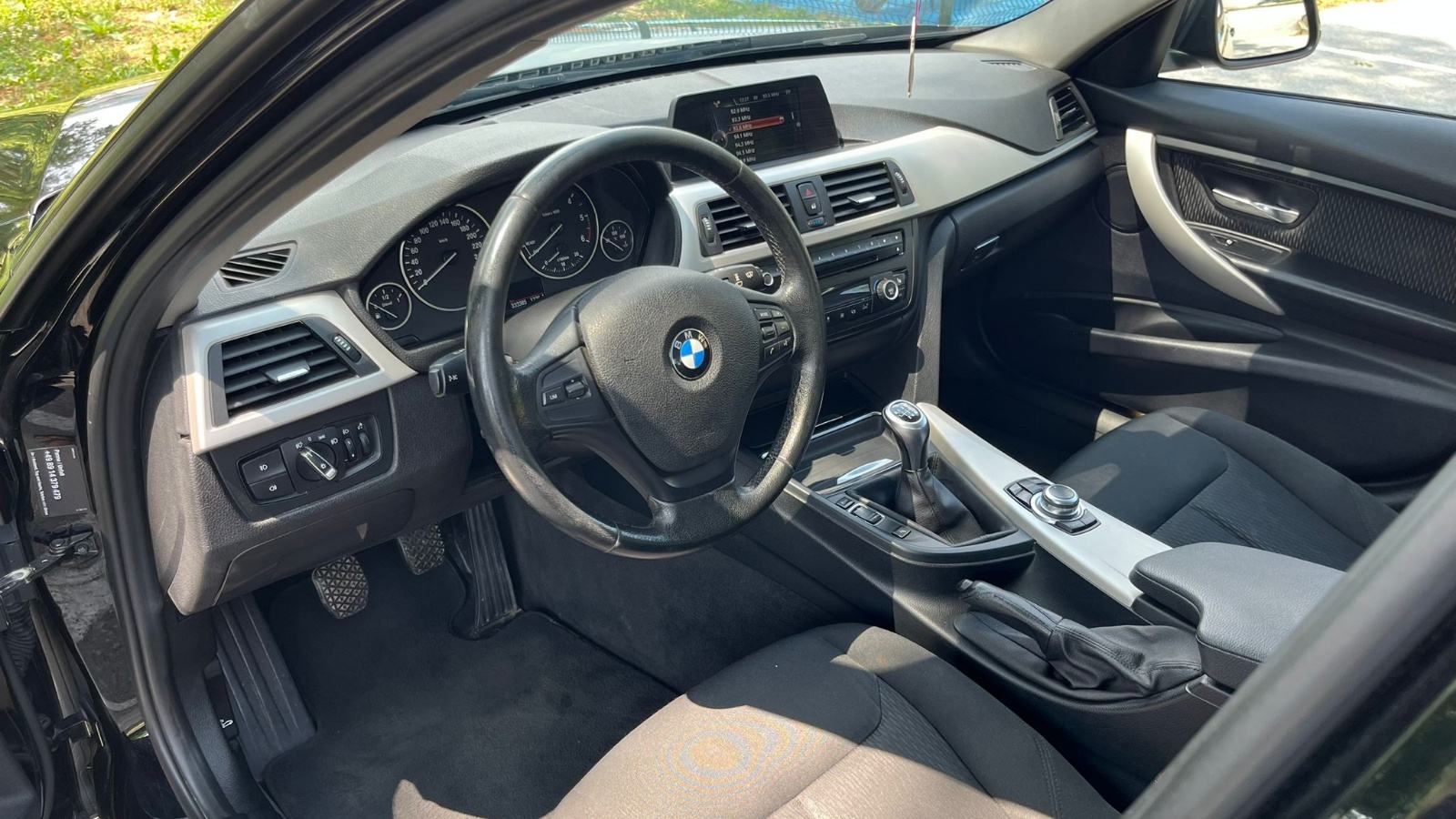 BMW serija 3 316d (2.0motor) Top stanje. Reg 03/27, fotografija 18