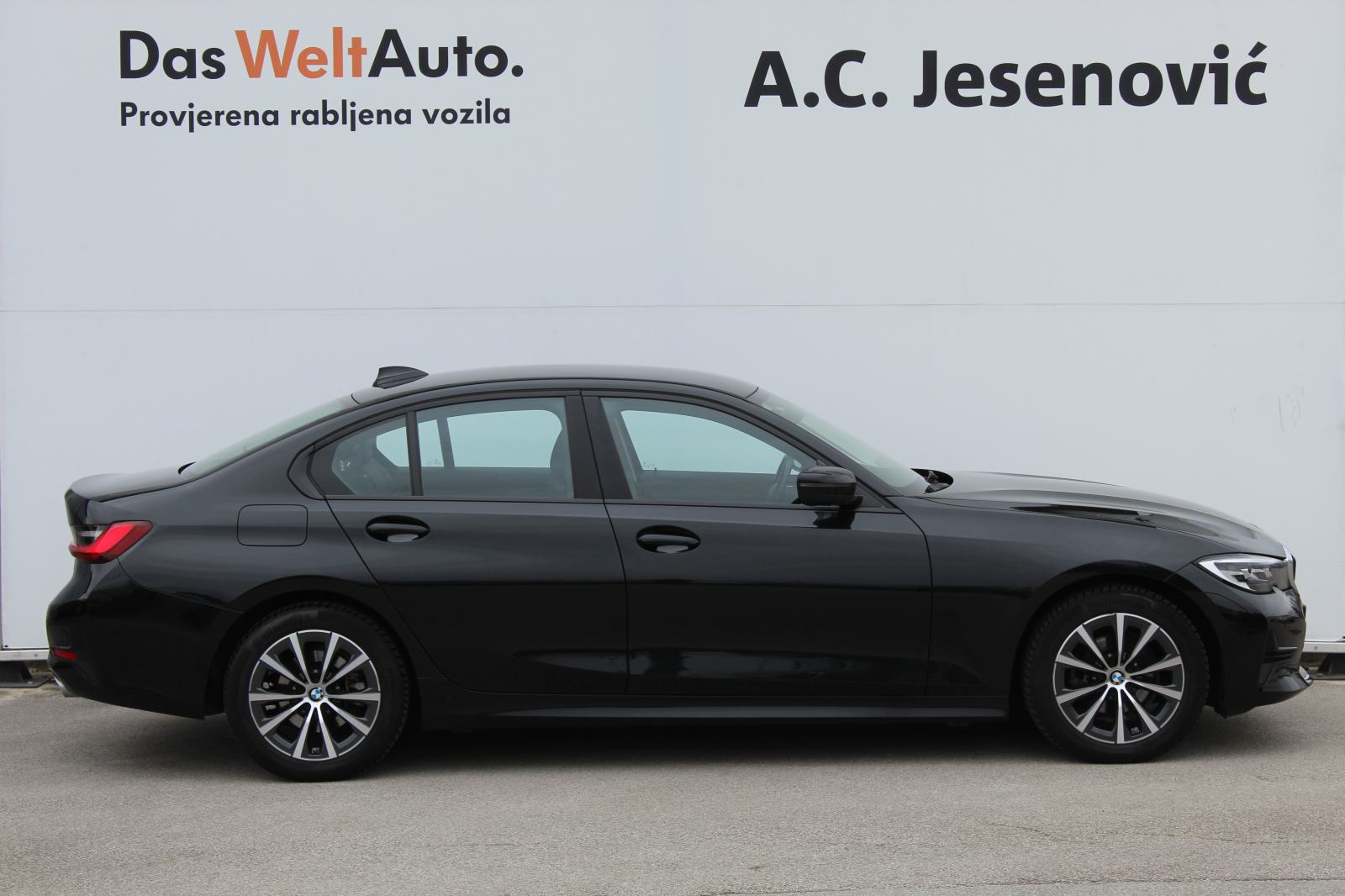 BMW serija 3 316d Aut., fotografija 4