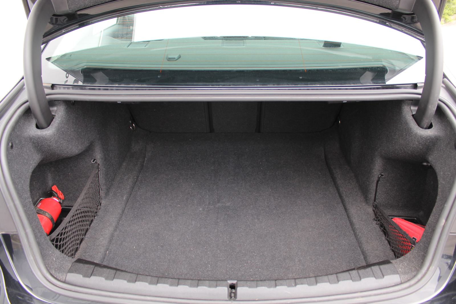 BMW serija 3 316d Aut., fotografija 15