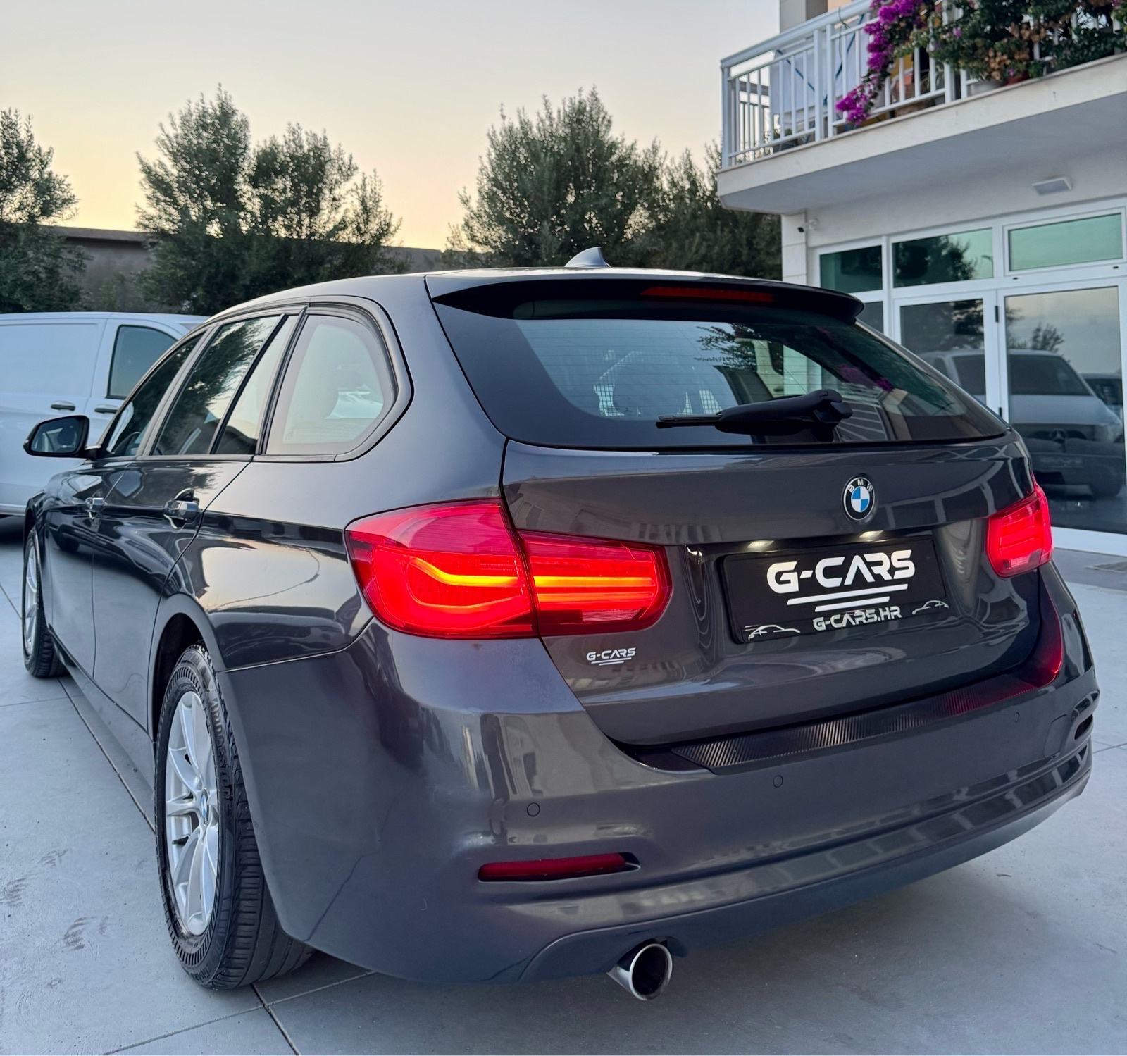 BMW serija 3 316d —Mod 2017 LCI—140tkm—SERVISNA—REG.GOD.DANA—NAVI—PDC!, fotografija 7