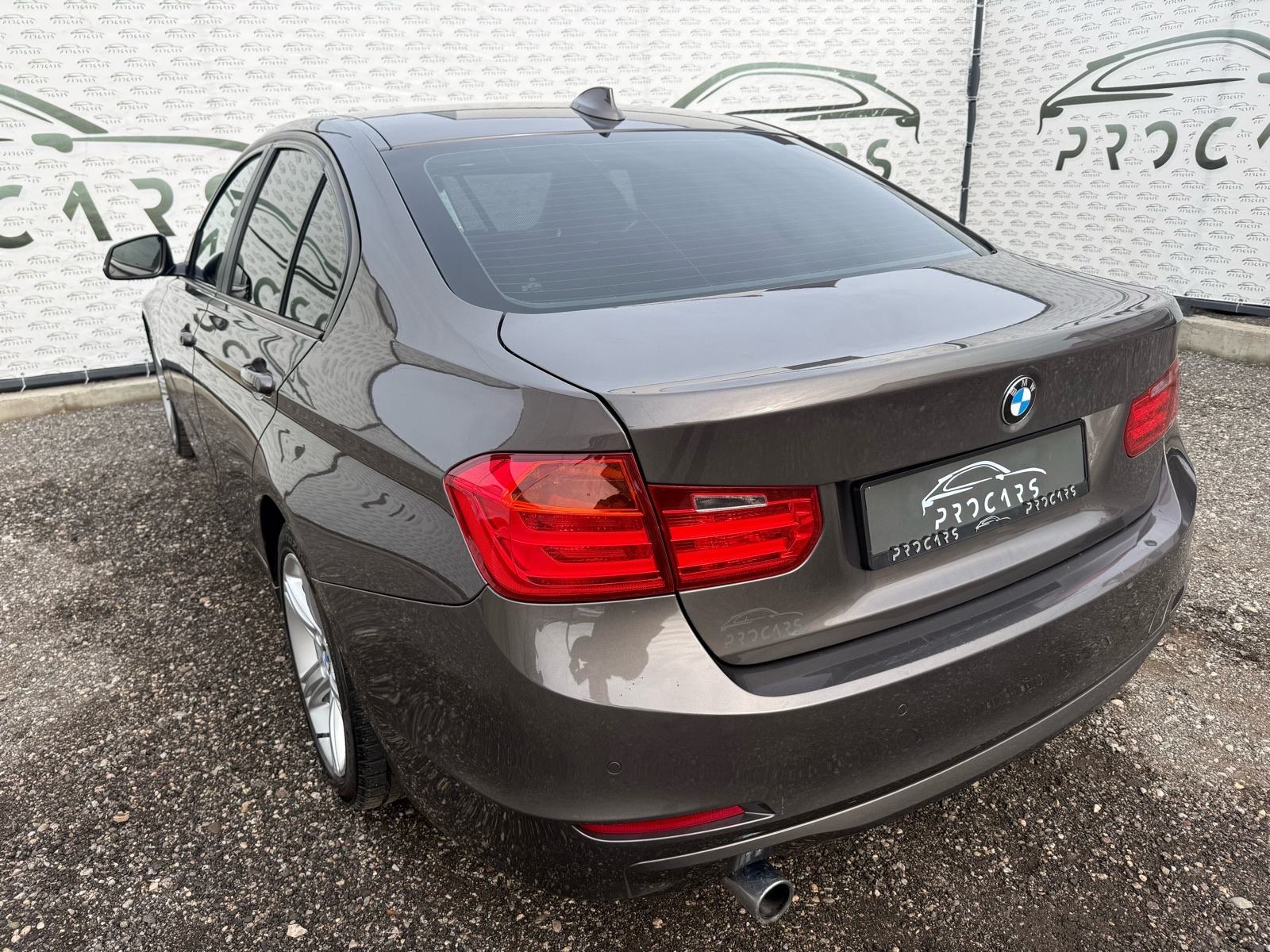 BMW 316d MEMORIJA | ALU 17 | HR AUTO | REG 7/2026, fotografija 6