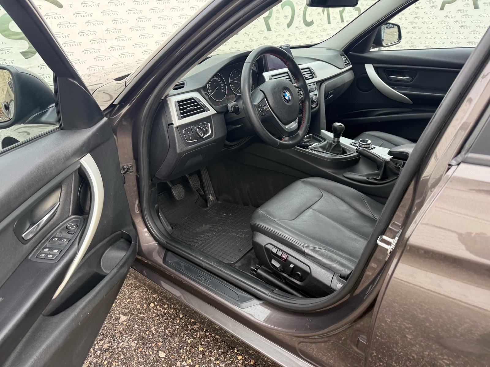 BMW 316d MEMORIJA | ALU 17 | HR AUTO | REG 7/2026, fotografija 7
