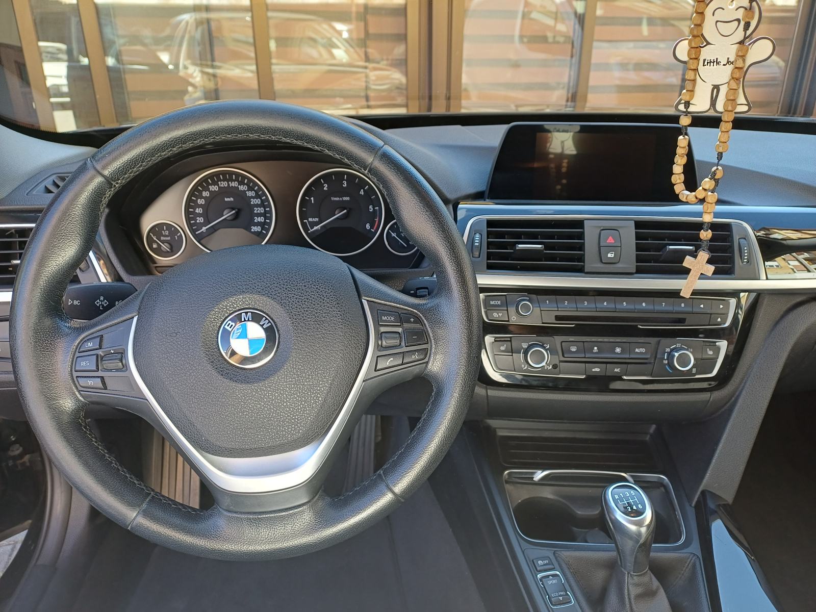 BMW serija 3 REDIZAJN 2016., fotografija 14