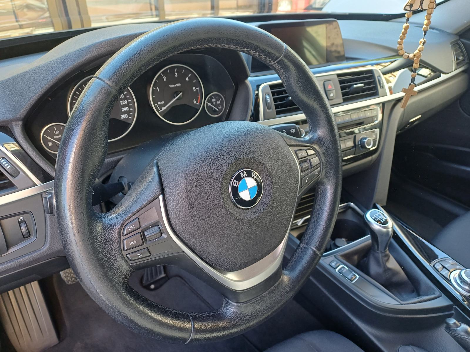 BMW serija 3 REDIZAJN 2016., fotografija 15