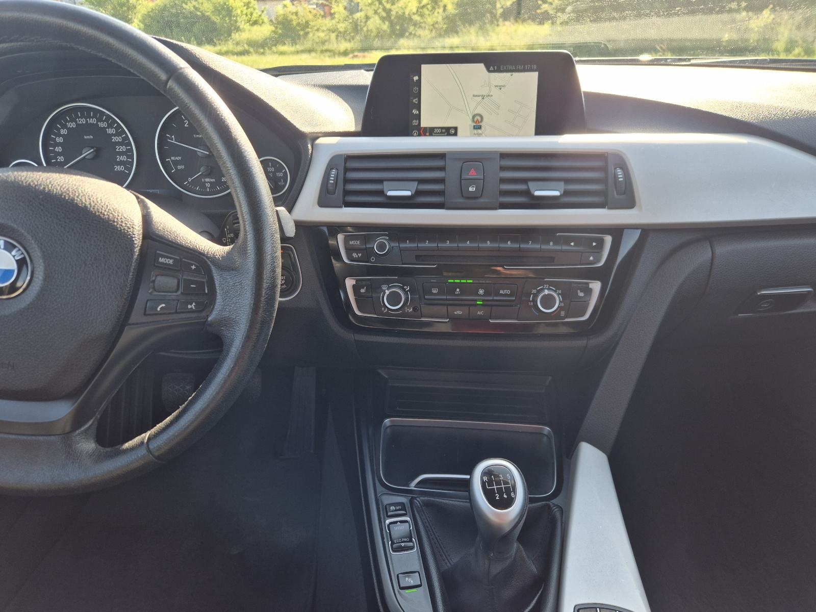 BMW serija 3 316d, fotografija 10