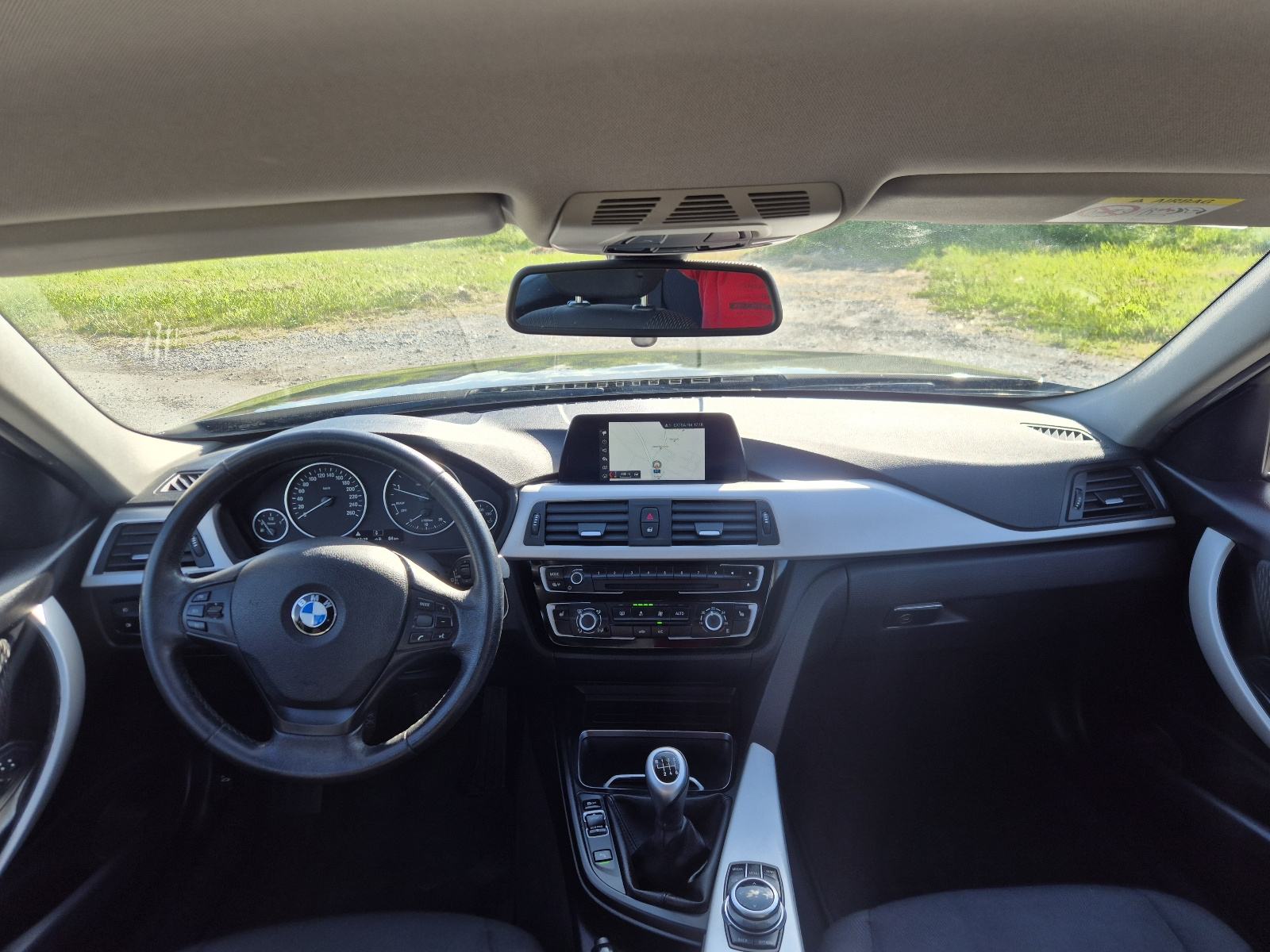 BMW serija 3 316d, fotografija 11