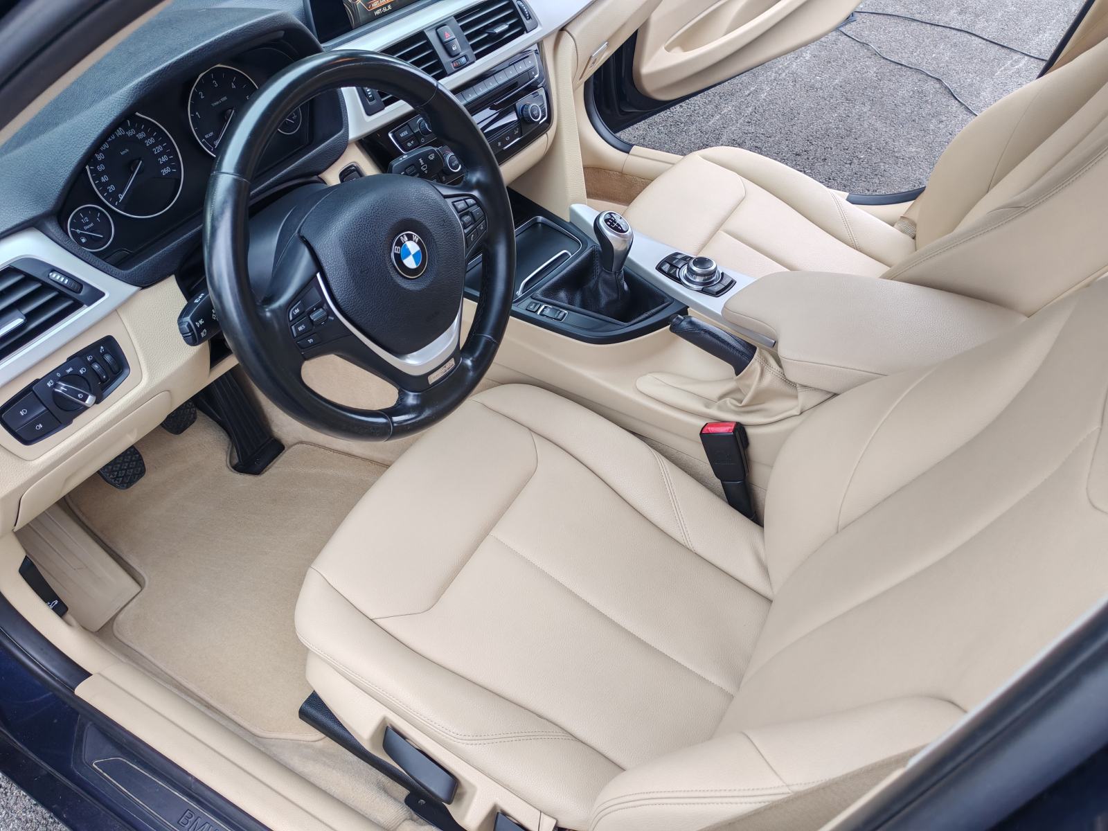 BMW serija 3 316d LCI, fotografija 10