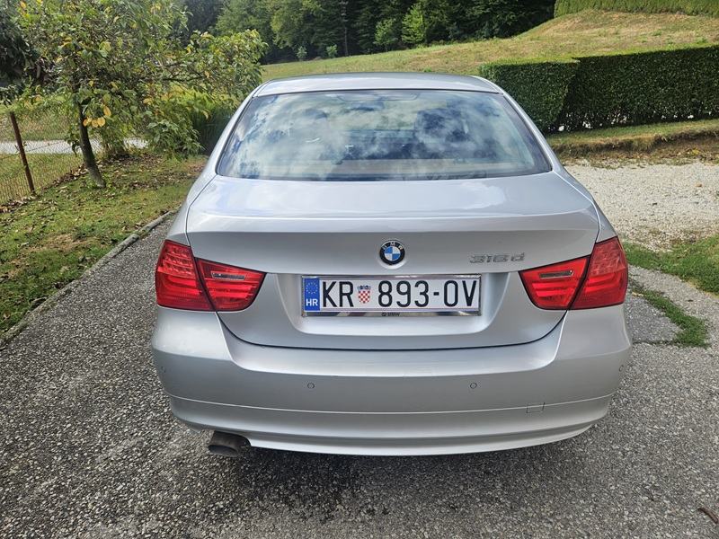 BMW serija 3 316d, fotografija 3