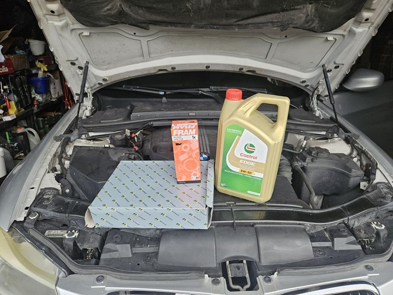 BMW serija 3 316d, fotografija 16
