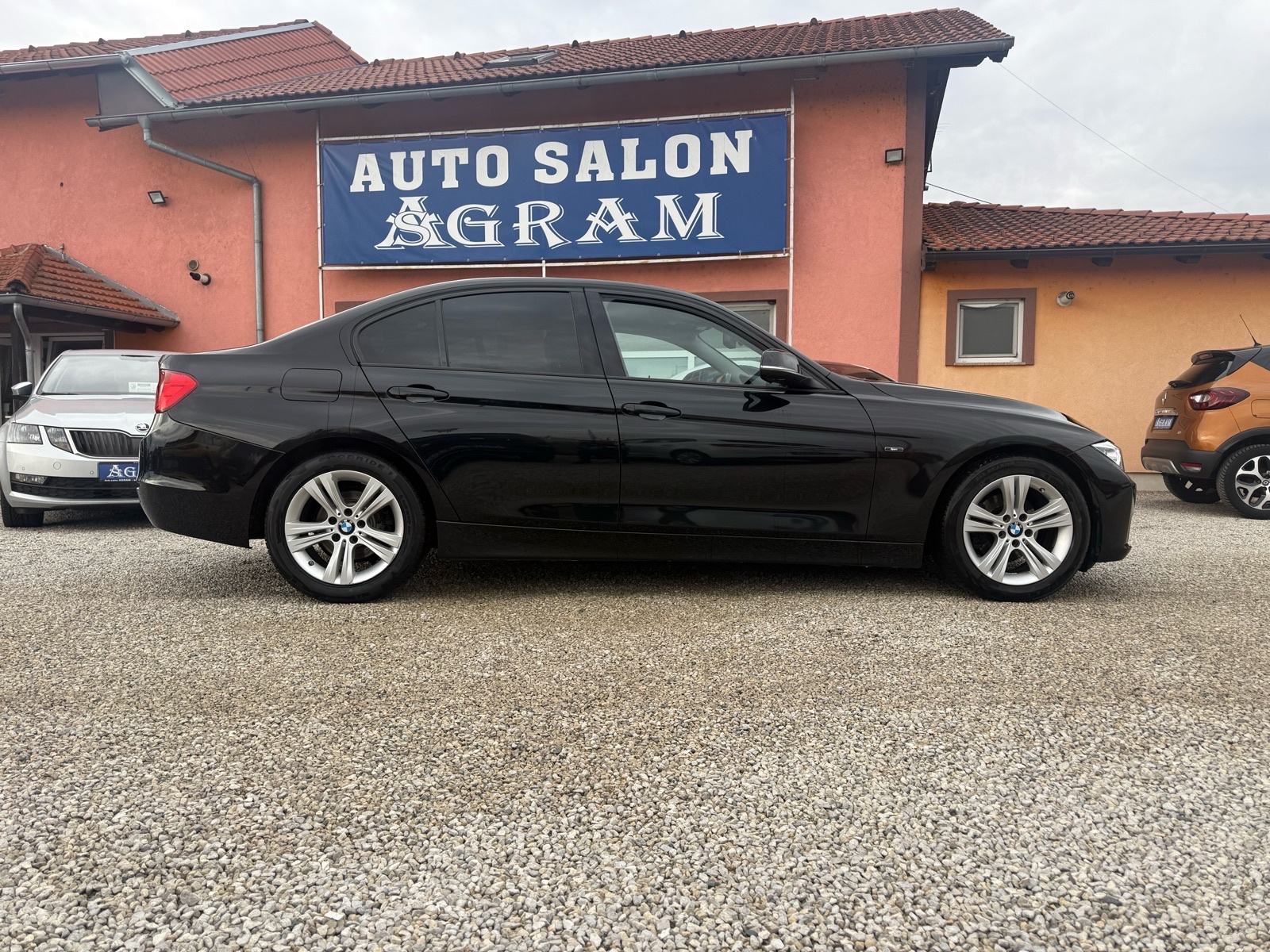BMW serija 3 318 d*AUTOMATIK*SPORT*NAVI*XENON*START STOP*PDC*ALU*SERVI, fotografija 7