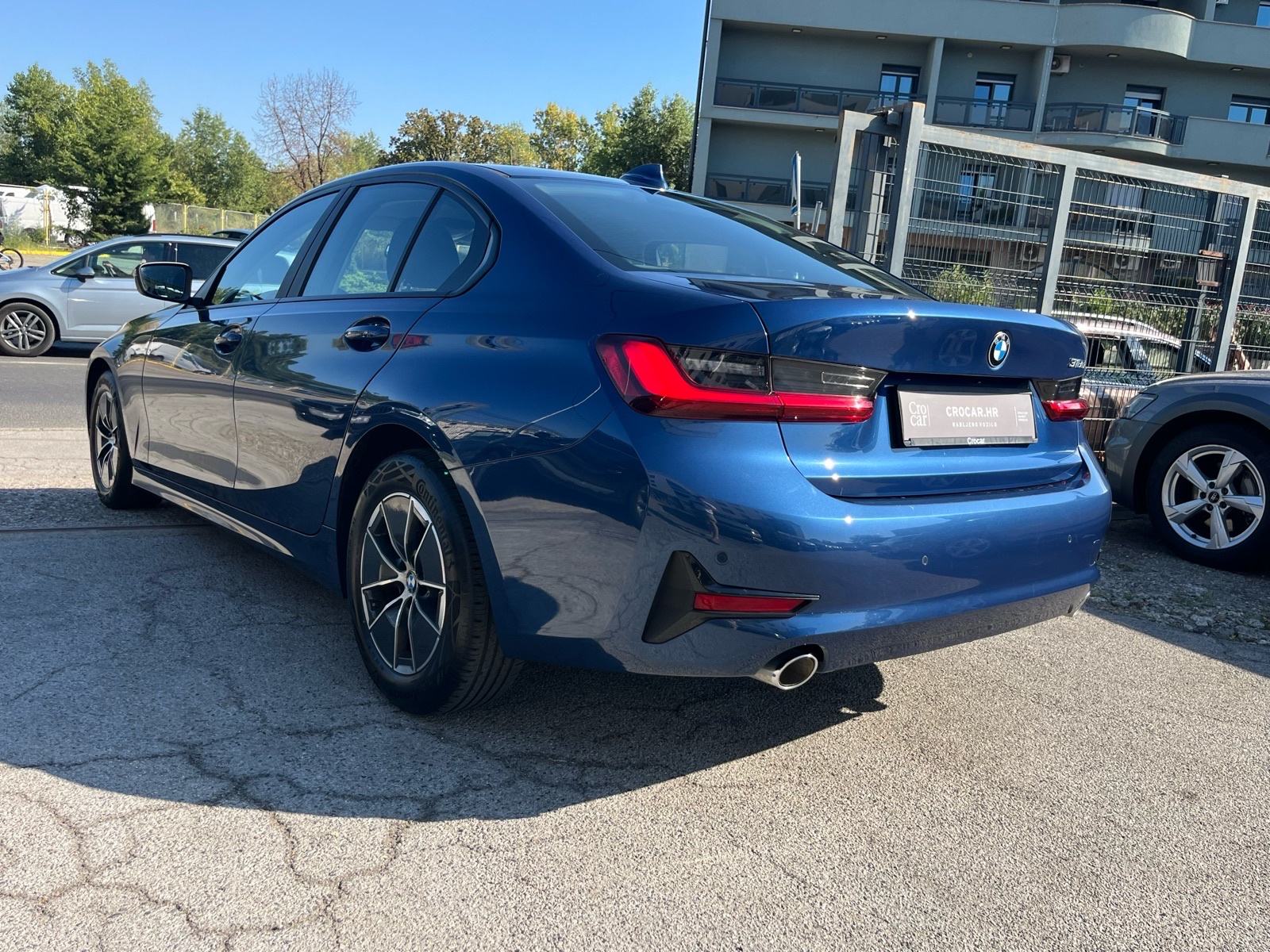 BMW serija 3 318d 150 KS NAVI,LED 1.VL Nije uvoz Jamstvo 1G, pogled izvana - slika 5