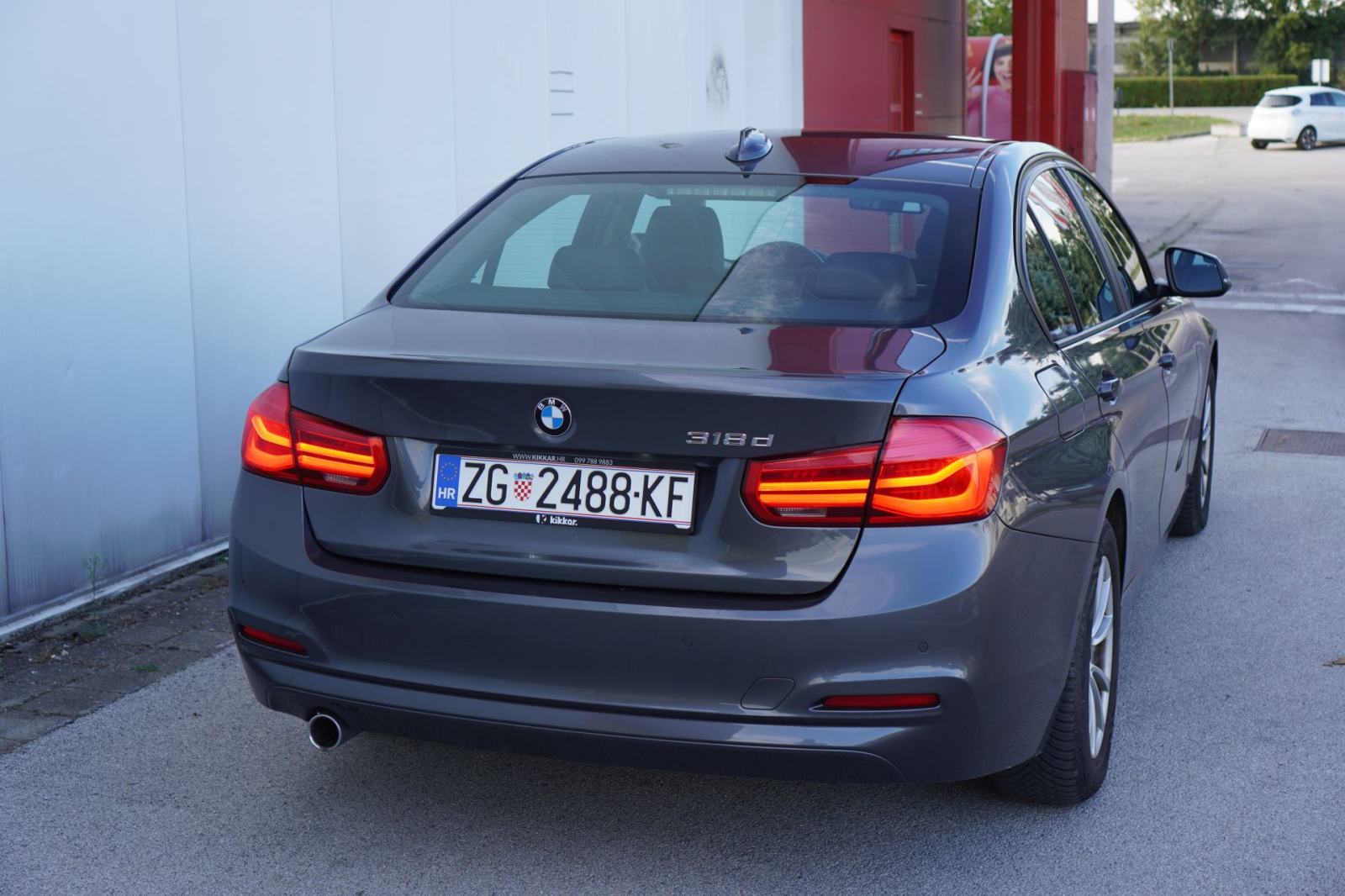 BMW serija 3 318d, 2.0 B47, automatik - Novi servis, fotografija 7