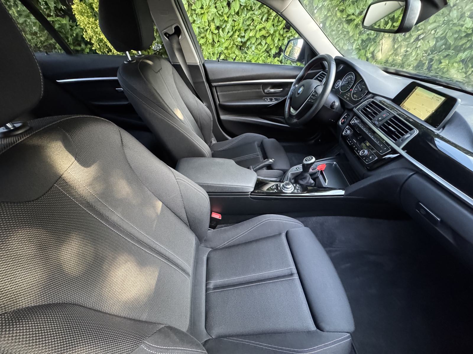 BMW Serija 3 318D-2017 god 110kW GARANCIJA 1.god., fotografija 12