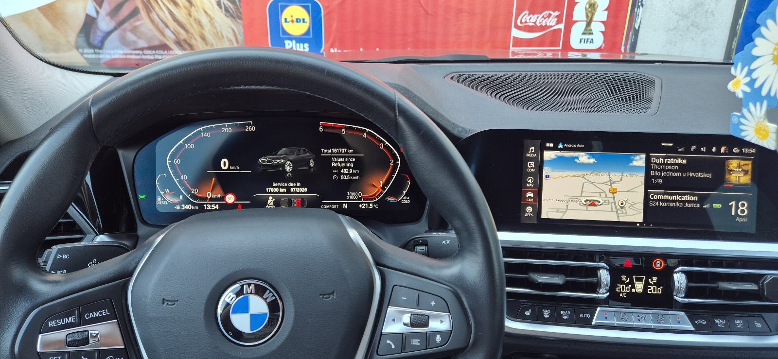 BMW 318d, 2021 | LiveCockpit Prof. | Full LED |168 tkm | ručni mjenjač, fotografija 9