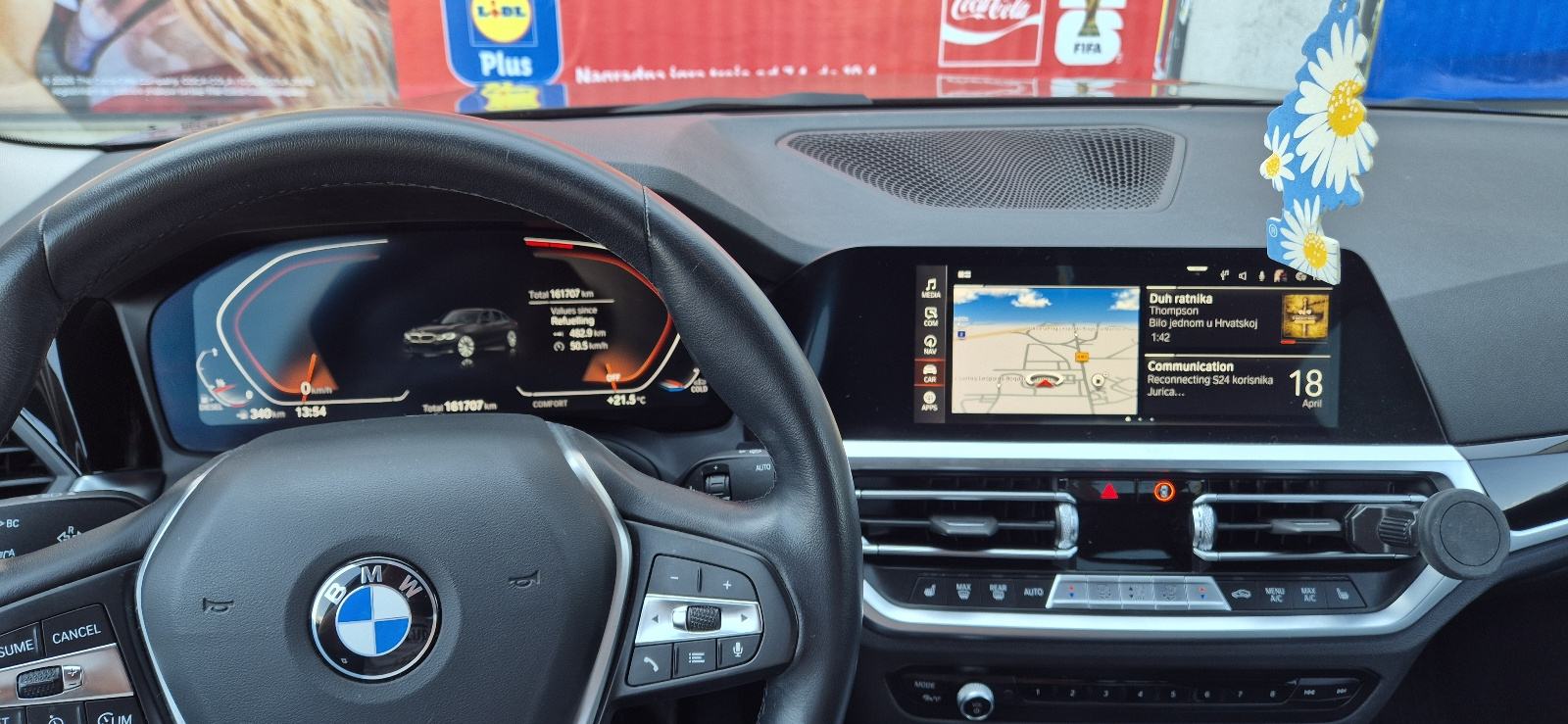 BMW 318d, 2021 | LiveCockpit Prof. | Full LED |168 tkm | ručni mjenjač, fotografija 10