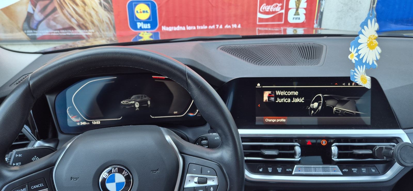 BMW 318d, 2021 | LiveCockpit Prof. | Full LED |168 tkm | ručni mjenjač, fotografija 11