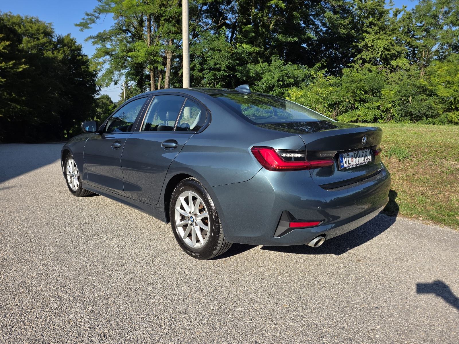 BMW serija 3 318d aut. 2.0 d 150 ks, Led,Pdc,sport sjedala,nema 5%, fotografija 11