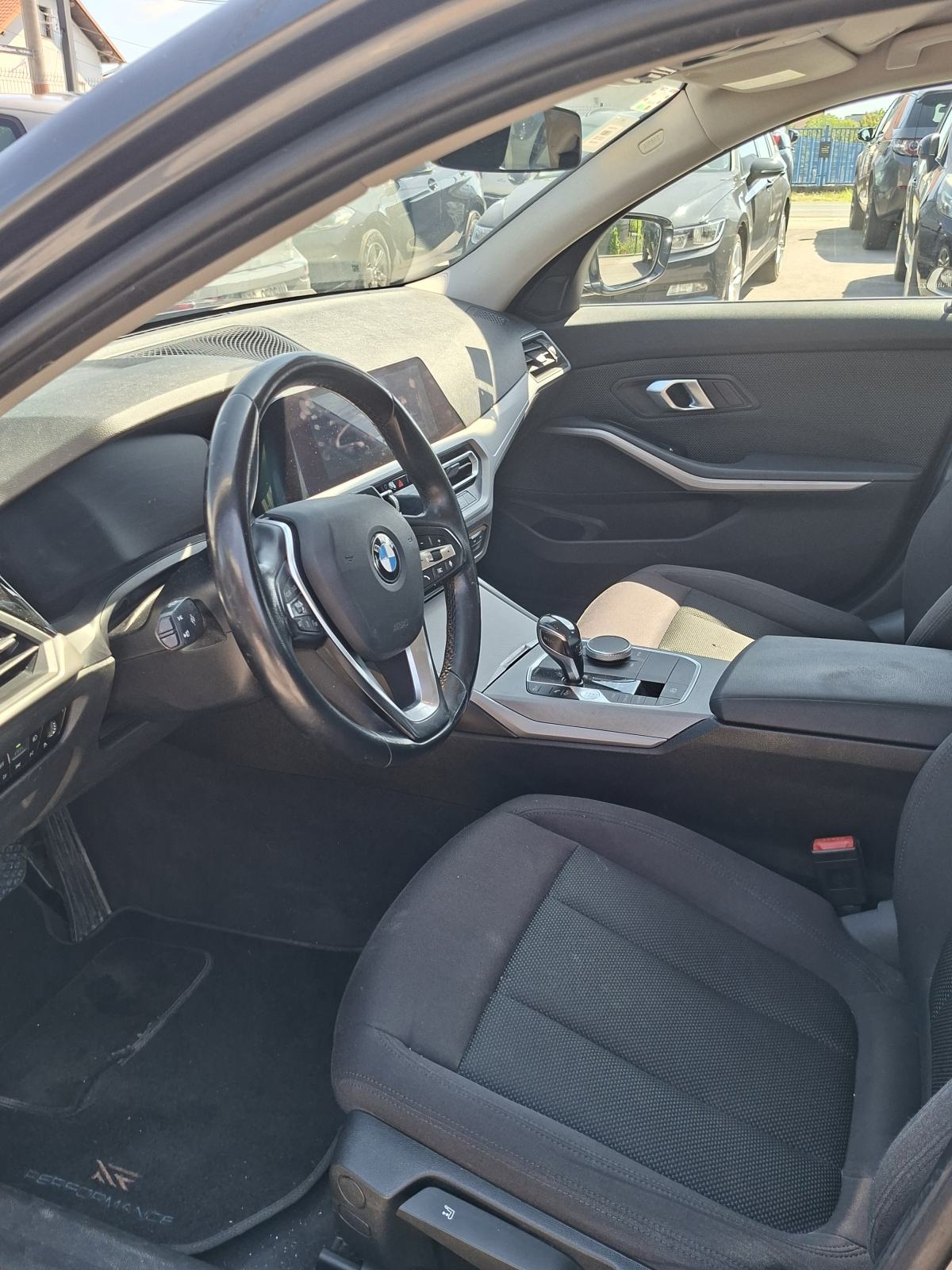 BMW serija 3 318d-AUTOMATIC-KAMERA-VIRTUAL-ALU 18-PDV-REG 1GOD, fotografija 16