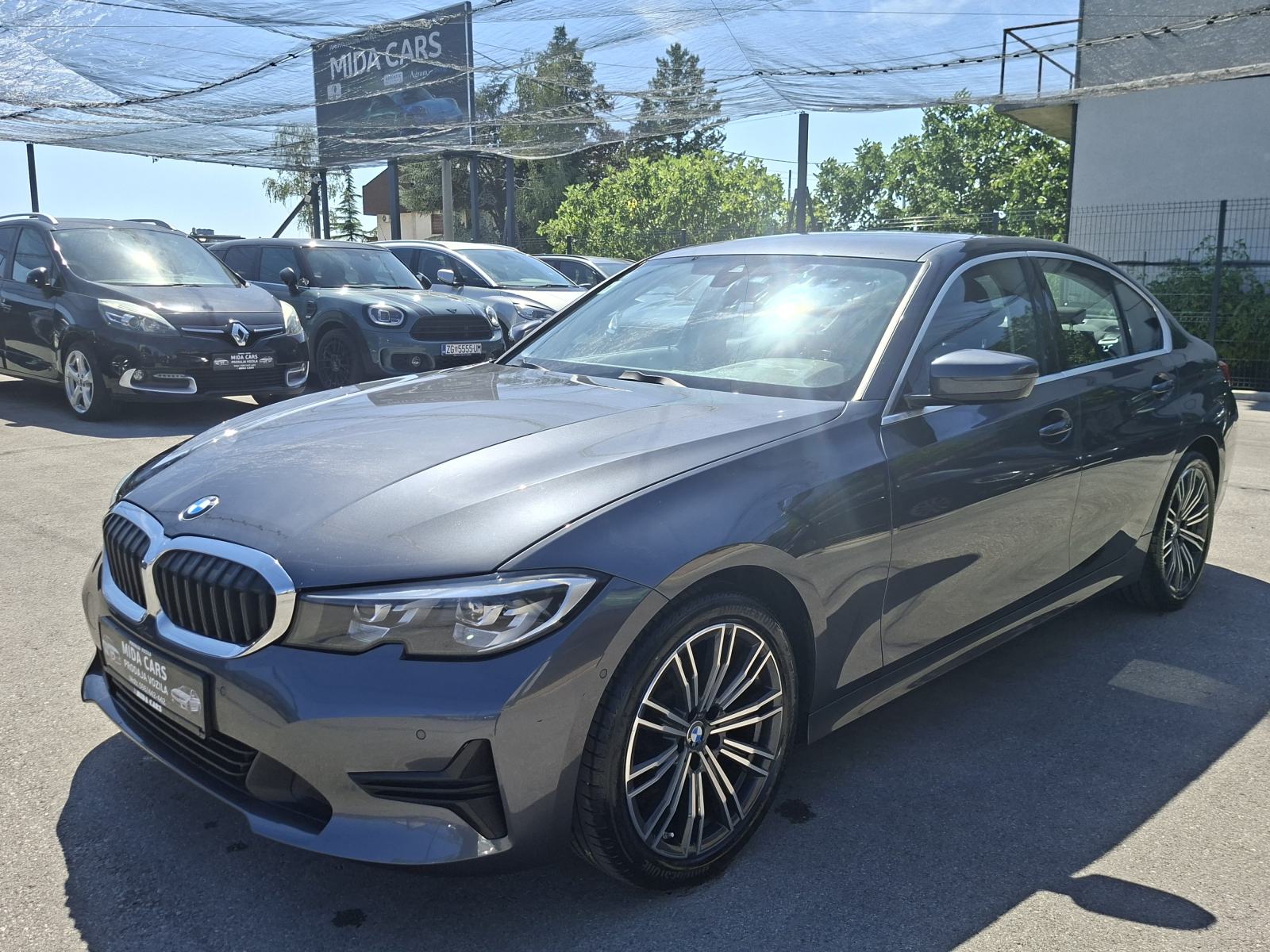 BMW serija 3 318d-AUTOMATIC-KAMERA-VIRTUAL-ALU 18-PDV-REG 1GOD, fotografija 4
