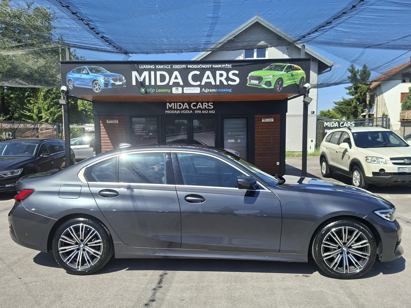 BMW serija 3 318d-AUTOMATIC-KAMERA-VIRTUAL-ALU 18-PDV-REG 1GOD, fotografija 2