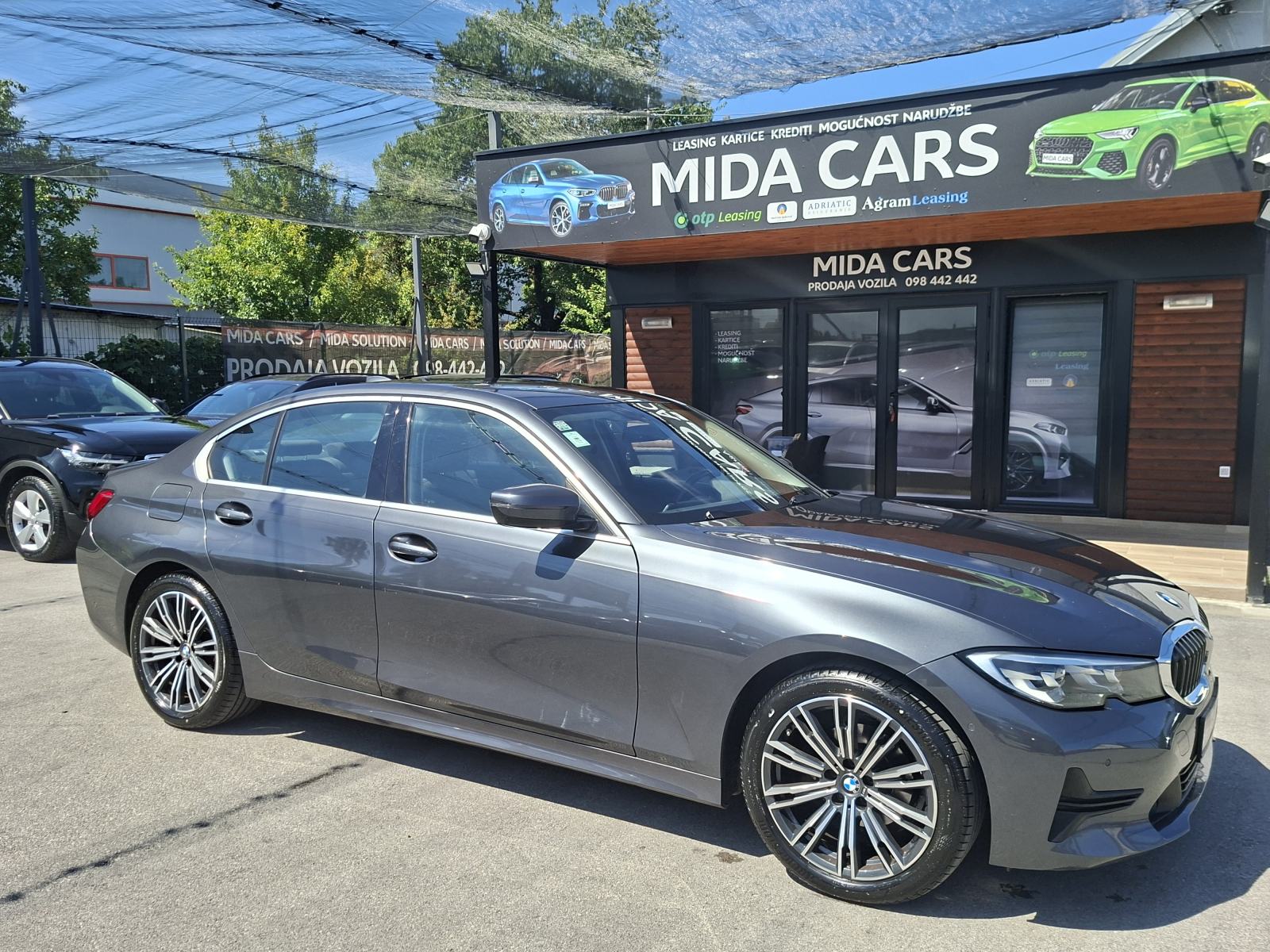 BMW serija 3 318d-AUTOMATIC-KAMERA-VIRTUAL-ALU 18-PDV-REG 1GOD, fotografija 1