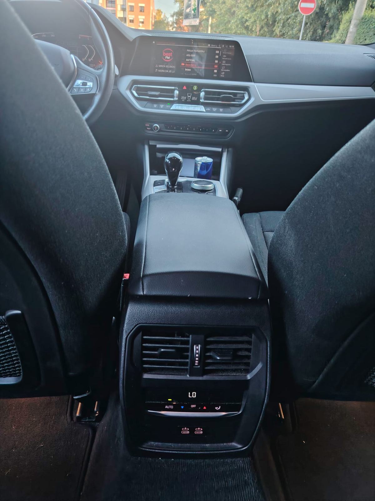 BMW serija 3 318d automatik+BMW servisna, fotografija 14