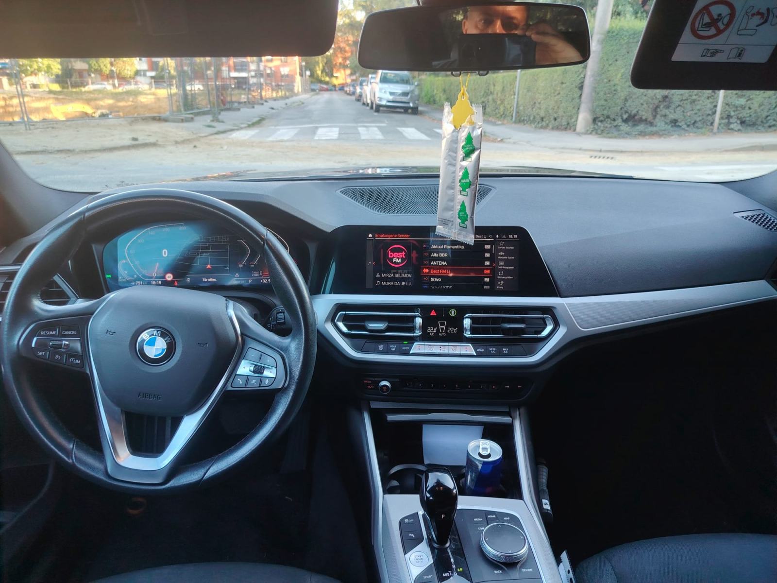 BMW serija 3 318d automatik+BMW servisna, fotografija 13