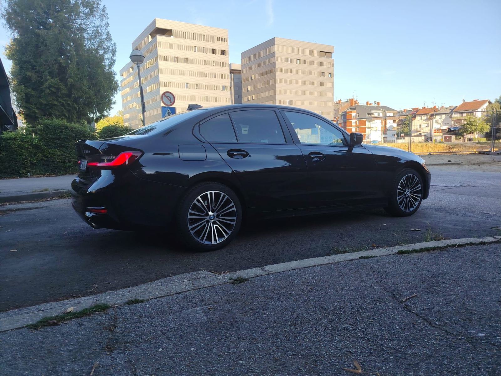 BMW serija 3 318d automatik+BMW servisna, fotografija 9