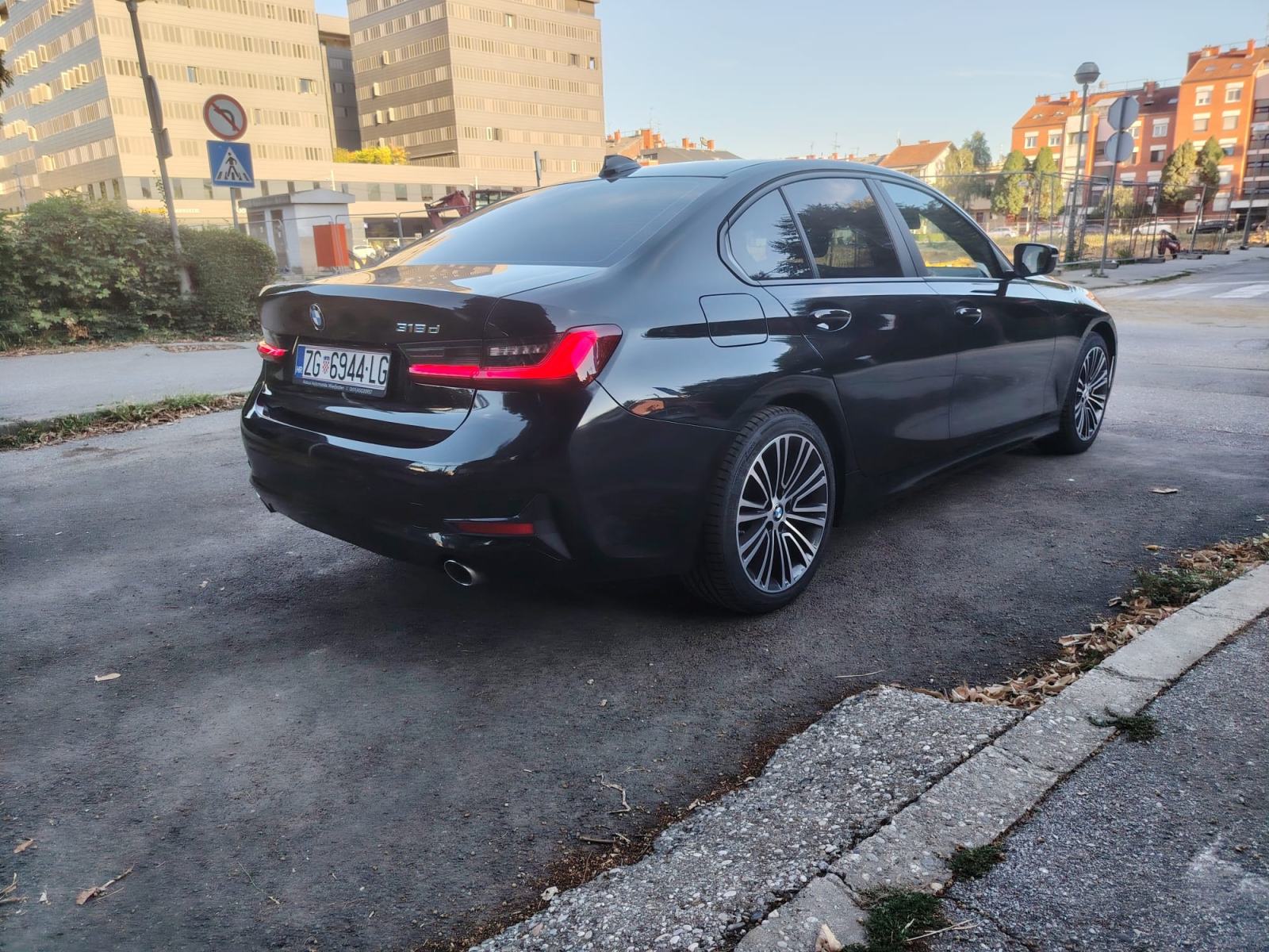BMW serija 3 318d automatik+BMW servisna, fotografija 10
