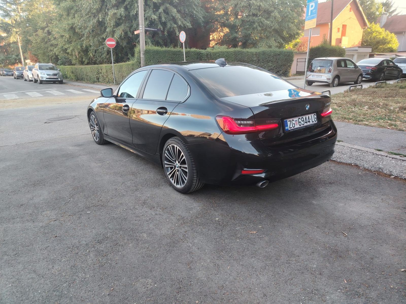 BMW serija 3 318d automatik+BMW servisna, fotografija 5
