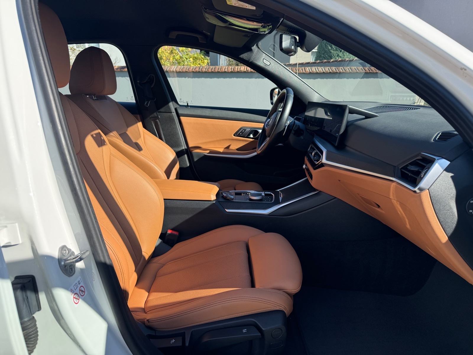 BMW serija 3 318d automatik M-paket, Registriran, fotografija 13