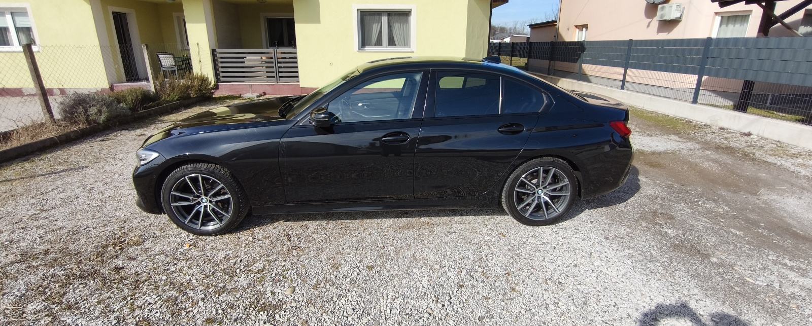 BMW serija 3 318d automatik, fotografija 2