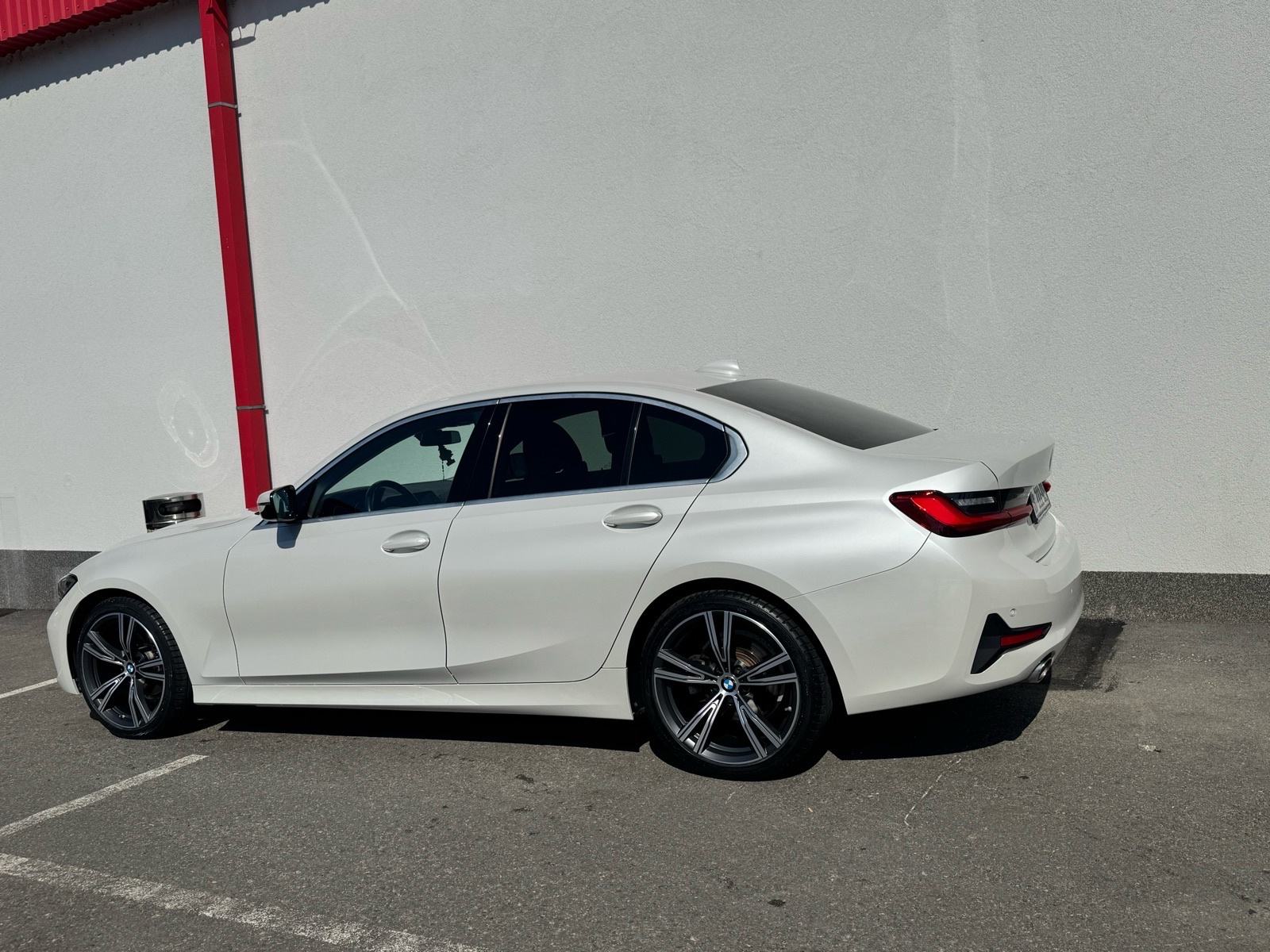 BMW serija 3 318d automatik, fotografija 11