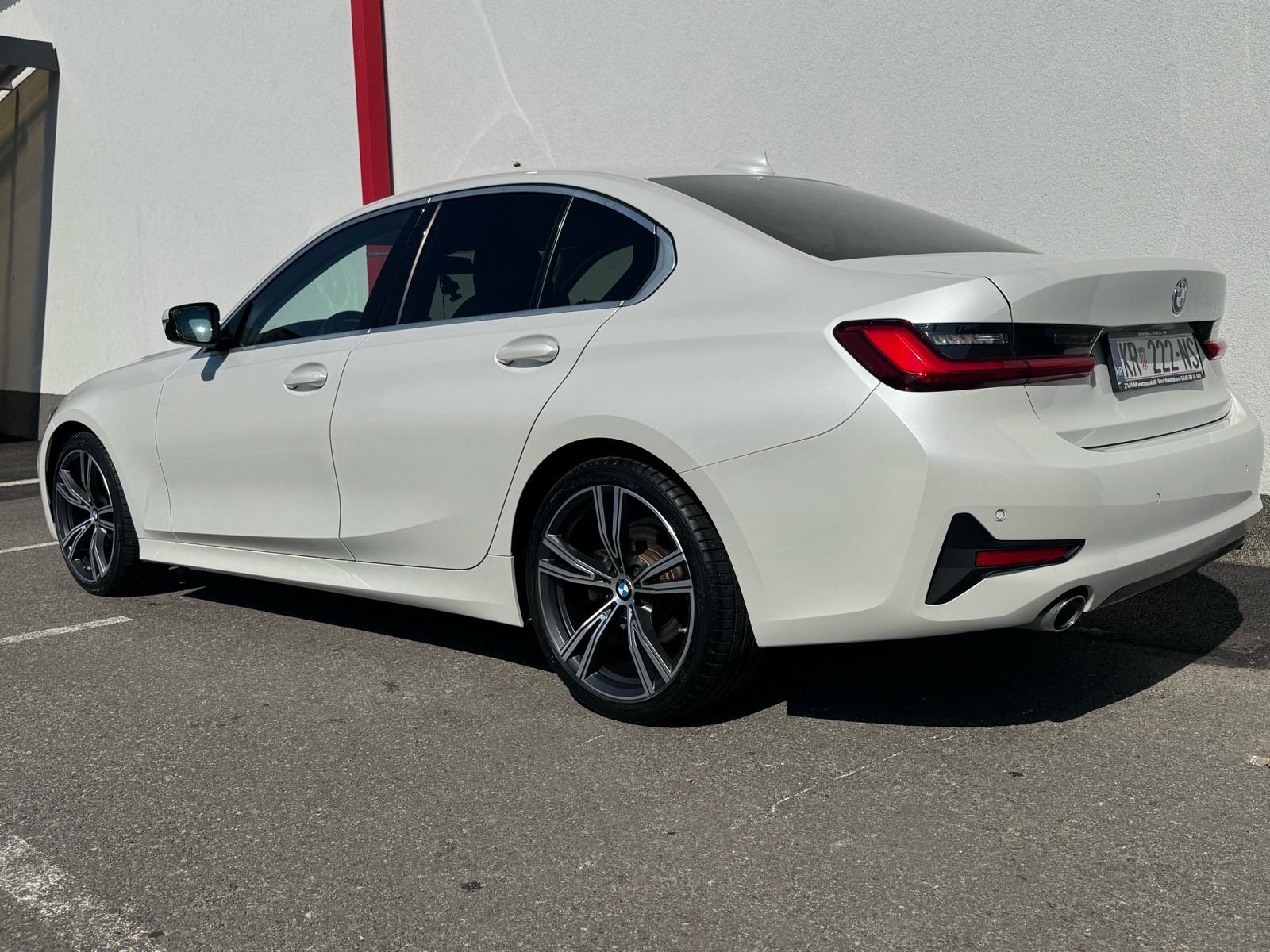 BMW serija 3 318d automatik, fotografija 12