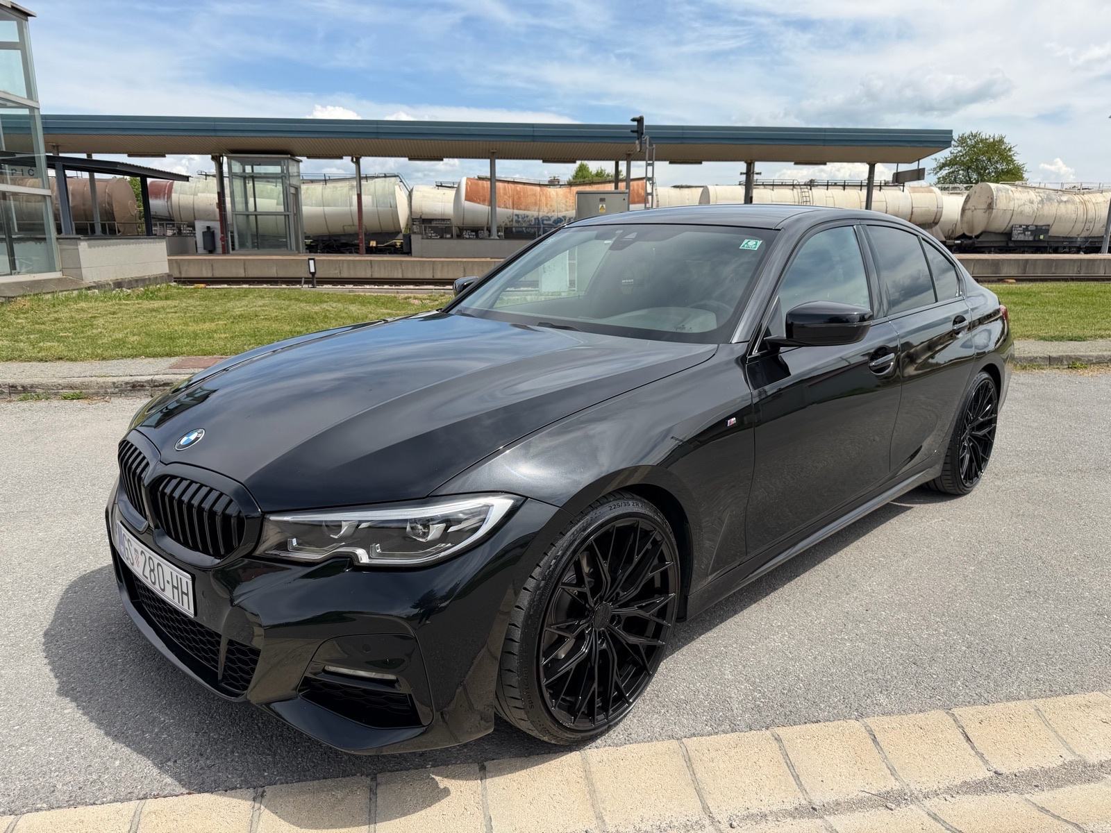BMW 318d G20 M | HR | AUTOMATIK | LED |, pogled izvana - slika 2