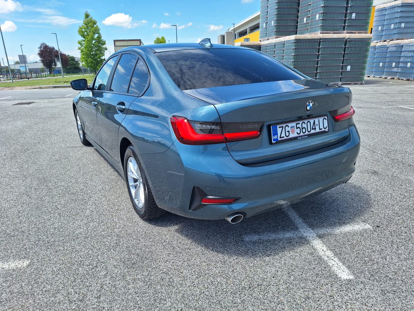 BMW serija 3 318d sport line, fotografija 12