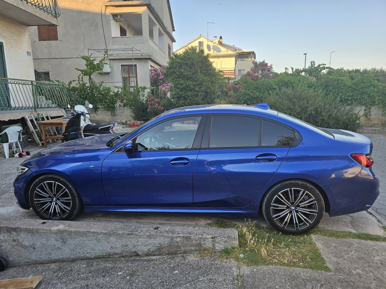 BMW serija 3 318d automatik, fotografija 8