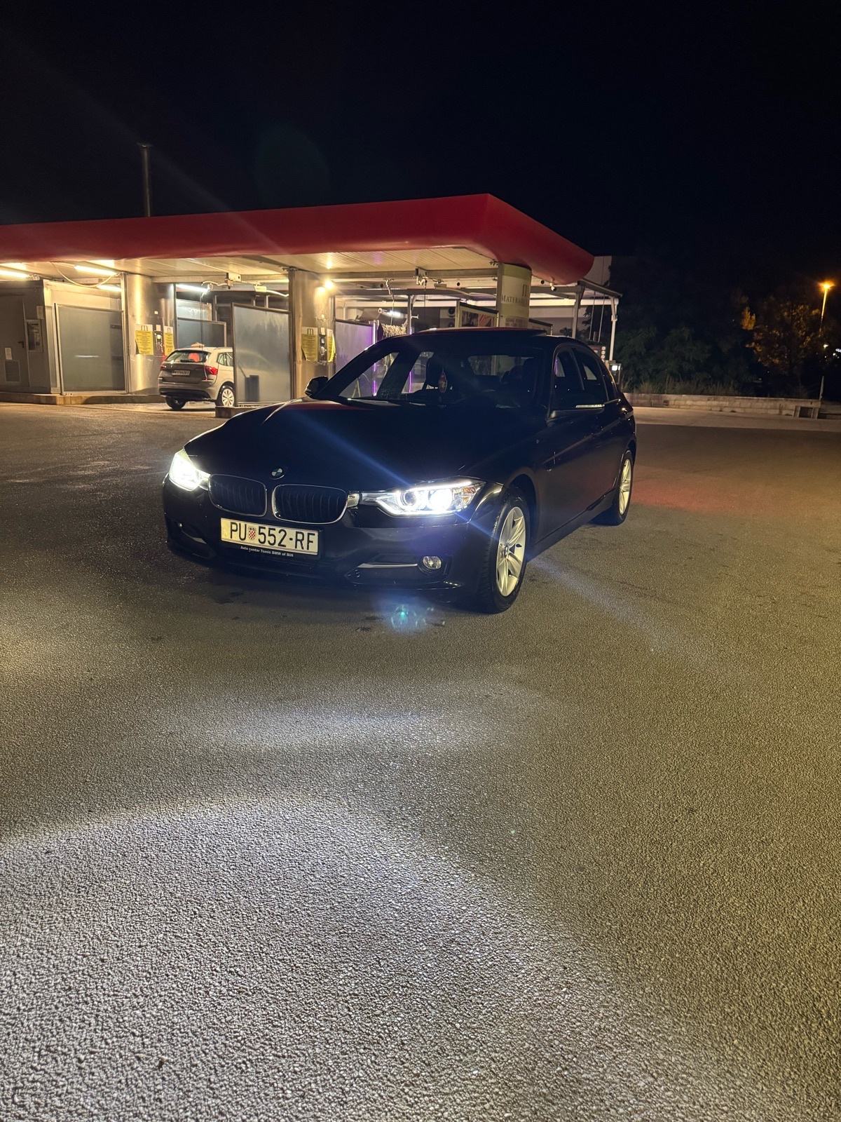 BMW serija 3 318d automatik, fotografija 10