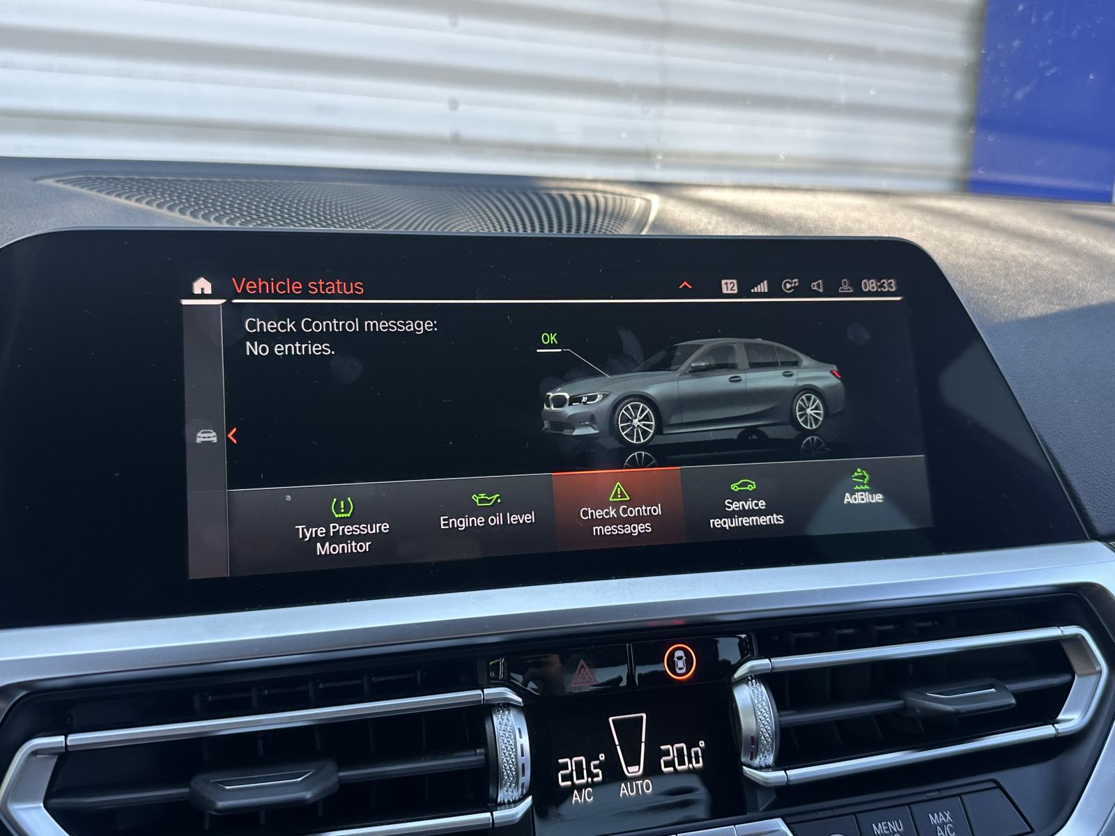 BMW serija 3 318d AUTOMATIK, DIGITALNA SERVISNA, TOP OPREMA!, fotografija 8