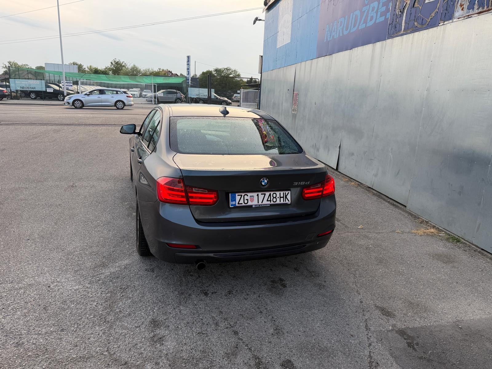 BMW serija 3 318d automatik, fotografija 5