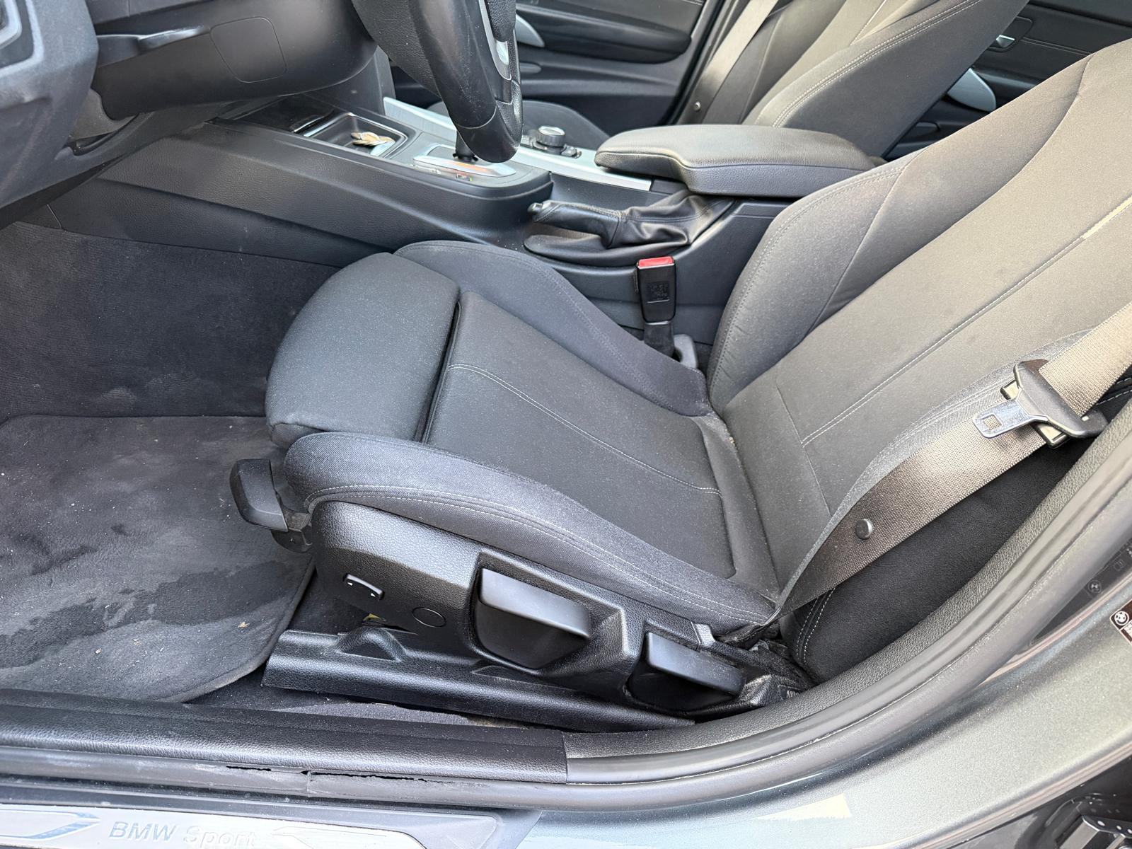 BMW serija 3 318d automatik, fotografija 10