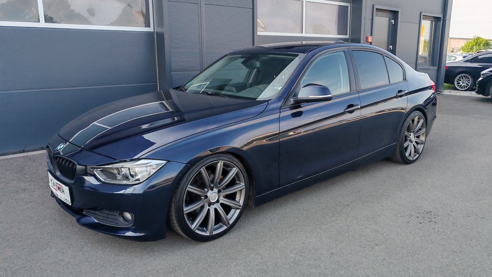 BMW serija 3 318d automatik, fotografija 2