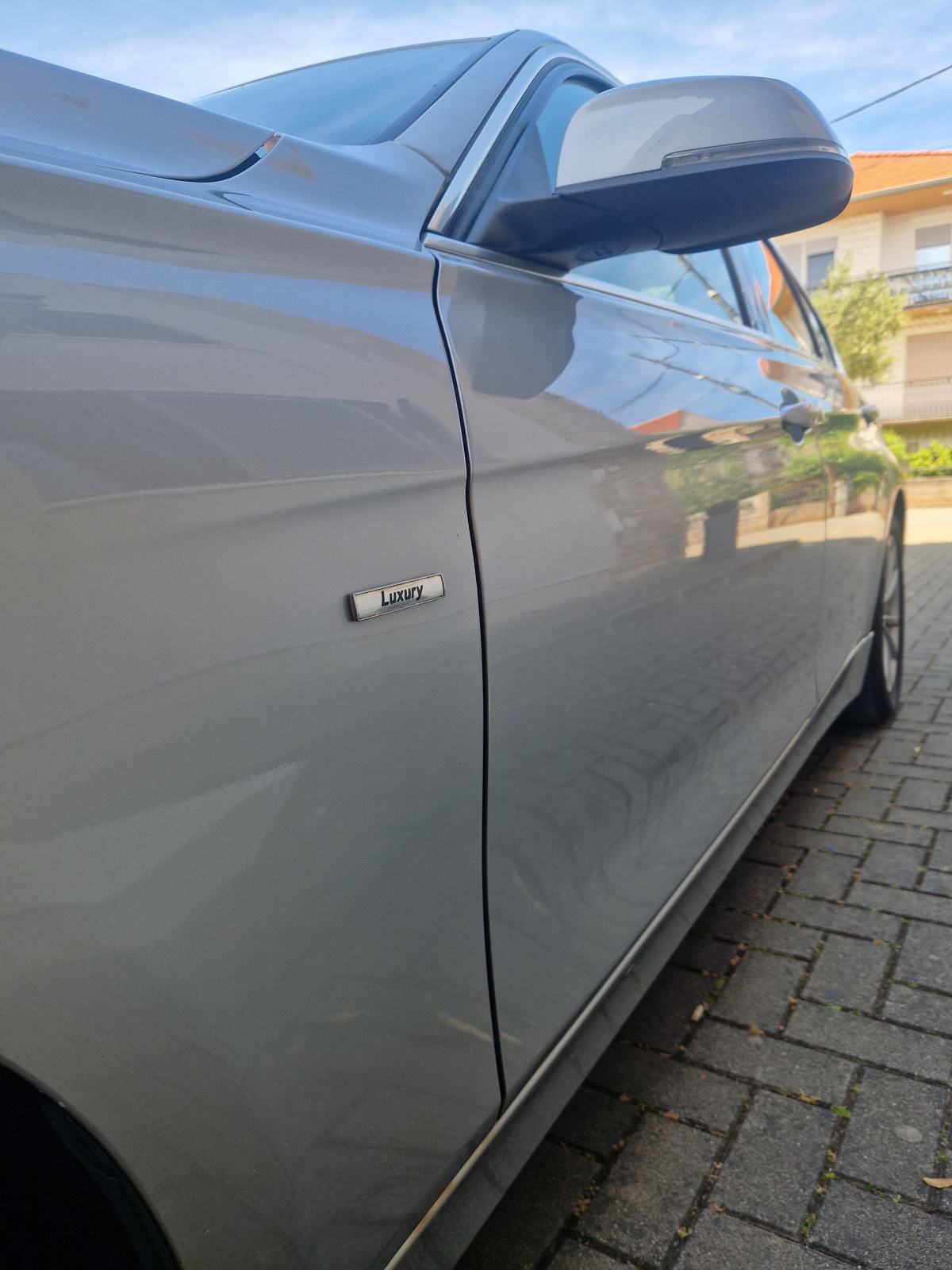 BMW serija 3 318d automatik / Luxury edition, fotografija 6