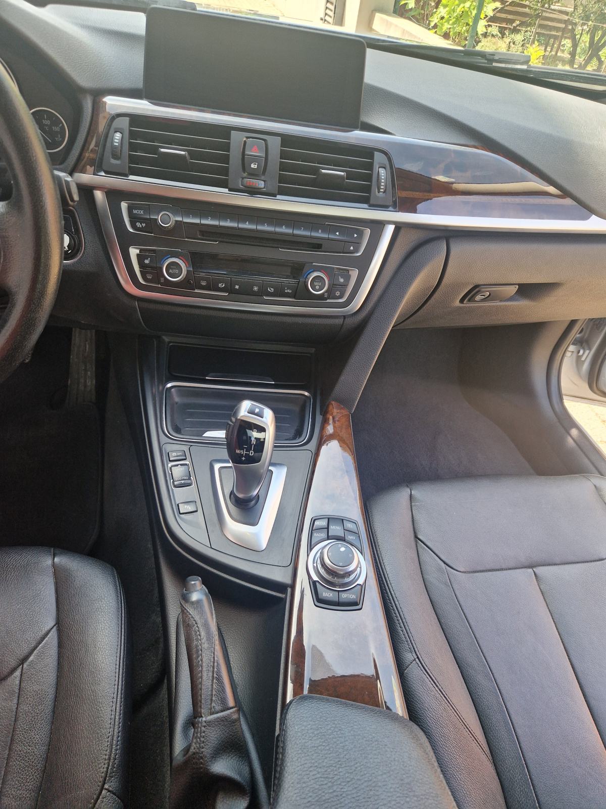 BMW serija 3 318d automatik / Luxury edition, fotografija 11