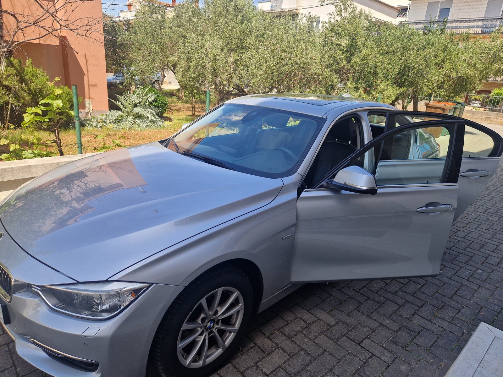 BMW serija 3 318d automatik / Luxury edition, fotografija 7